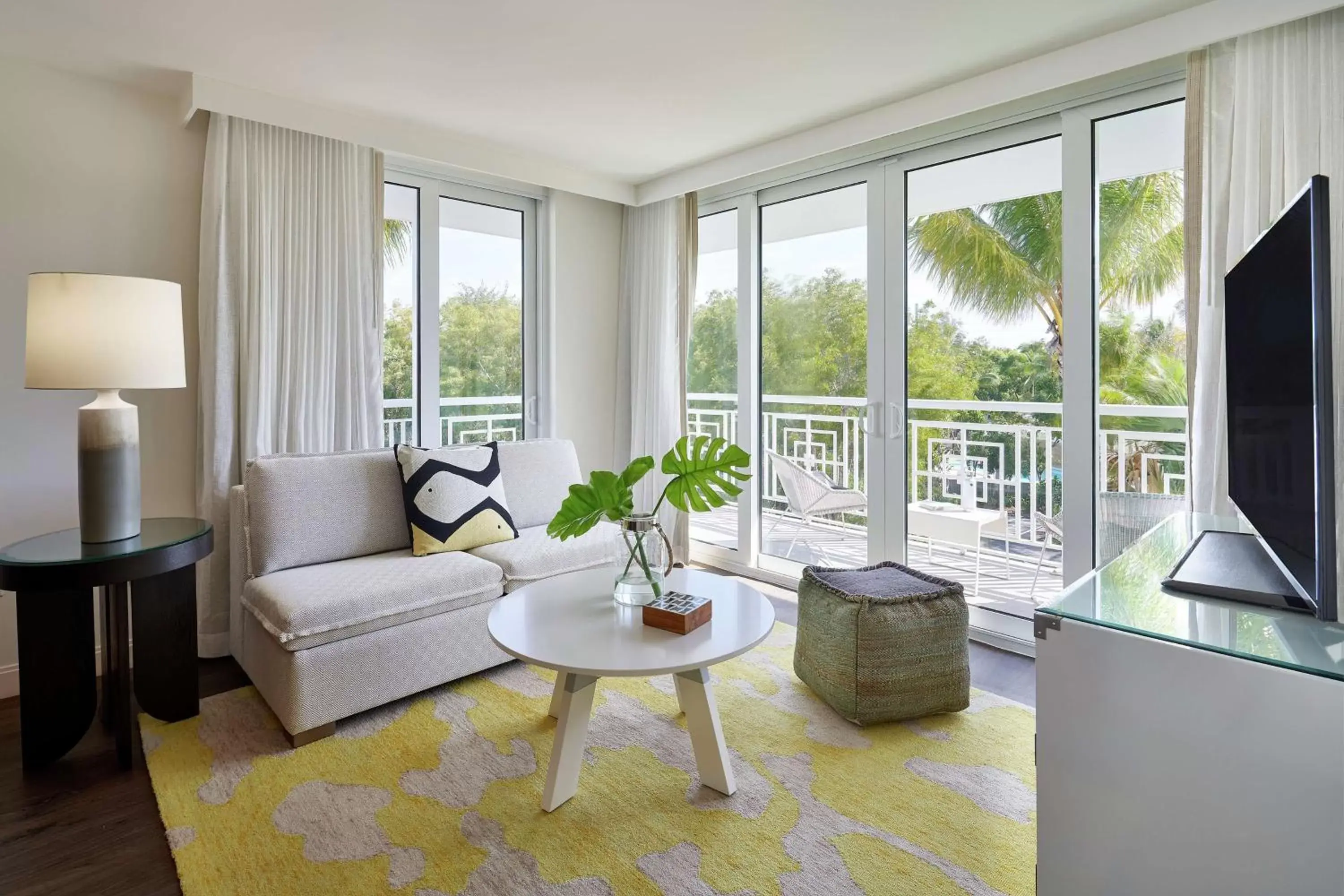 Living room, Seating Area in Baker's Cay Resort Key Largo, Curio Collection By Hilton