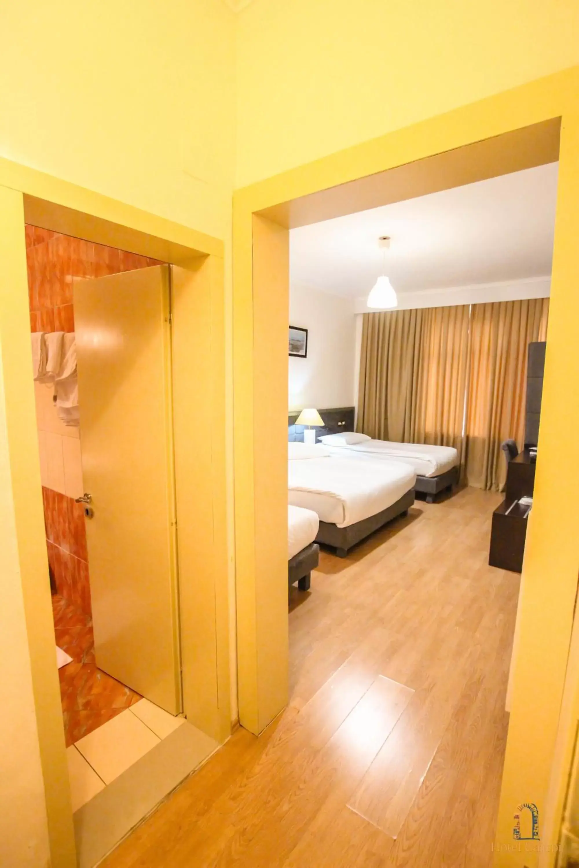 Bed, Bathroom in Hotel Cajupi