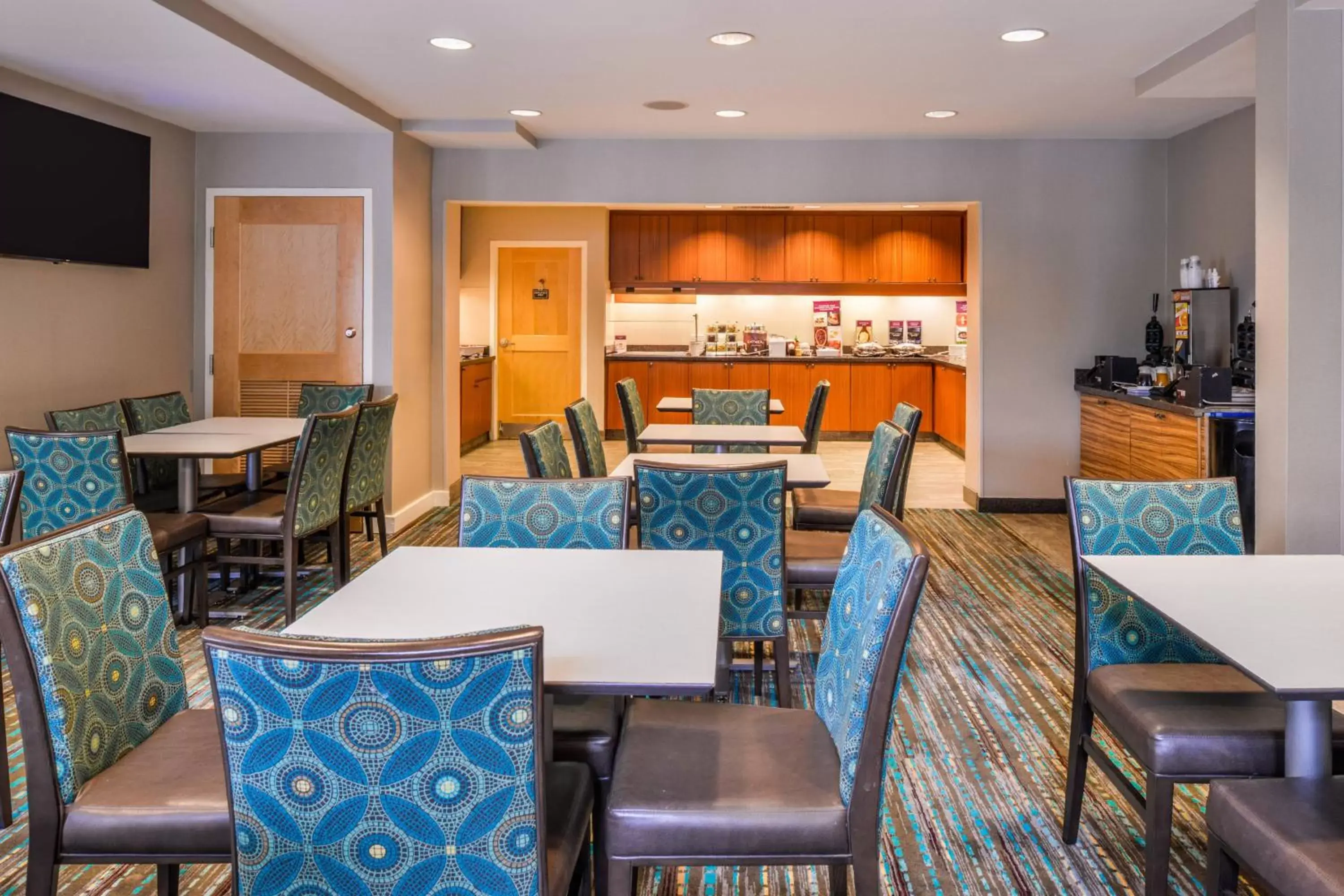 Breakfast, Restaurant/Places to Eat in Residence Inn by Marriott North Conway