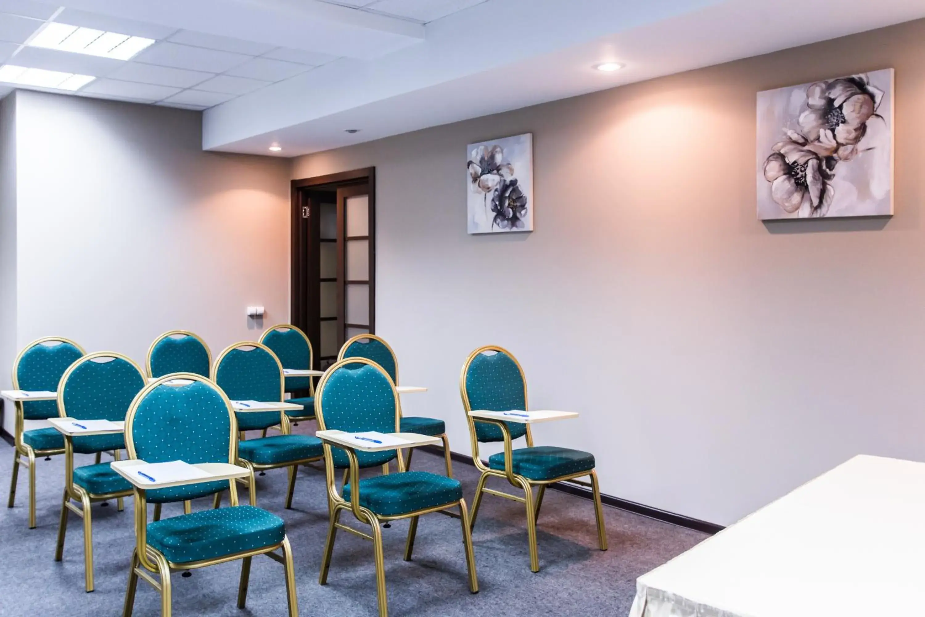 Business facilities in Best Western Plus Atakent Park Hotel