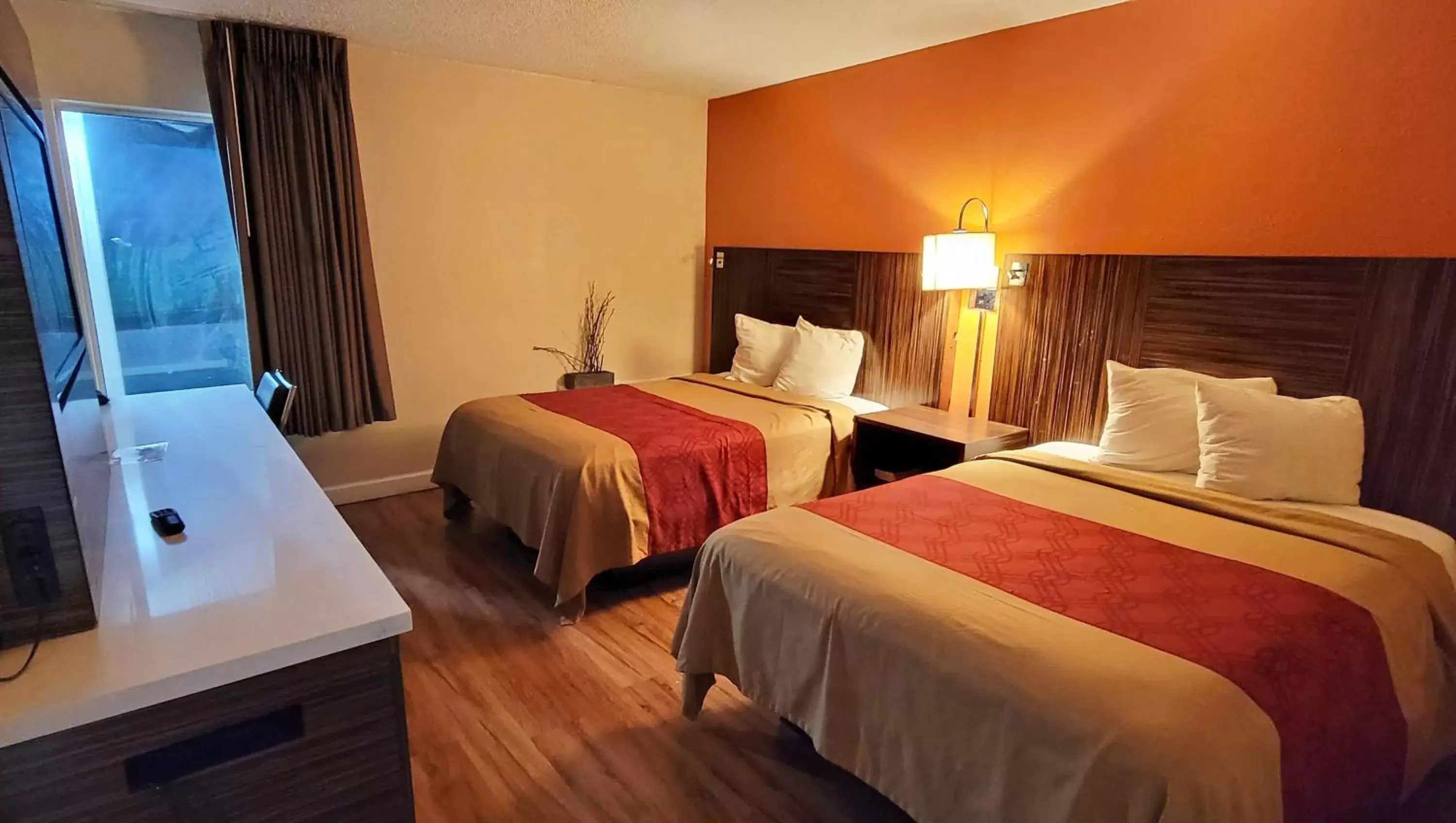 Photo of the whole room, Bed in Studios & Suites 4 Less Charlotte Photo of the whole room, Bed in Studios & Suites 4 Less Charlotte