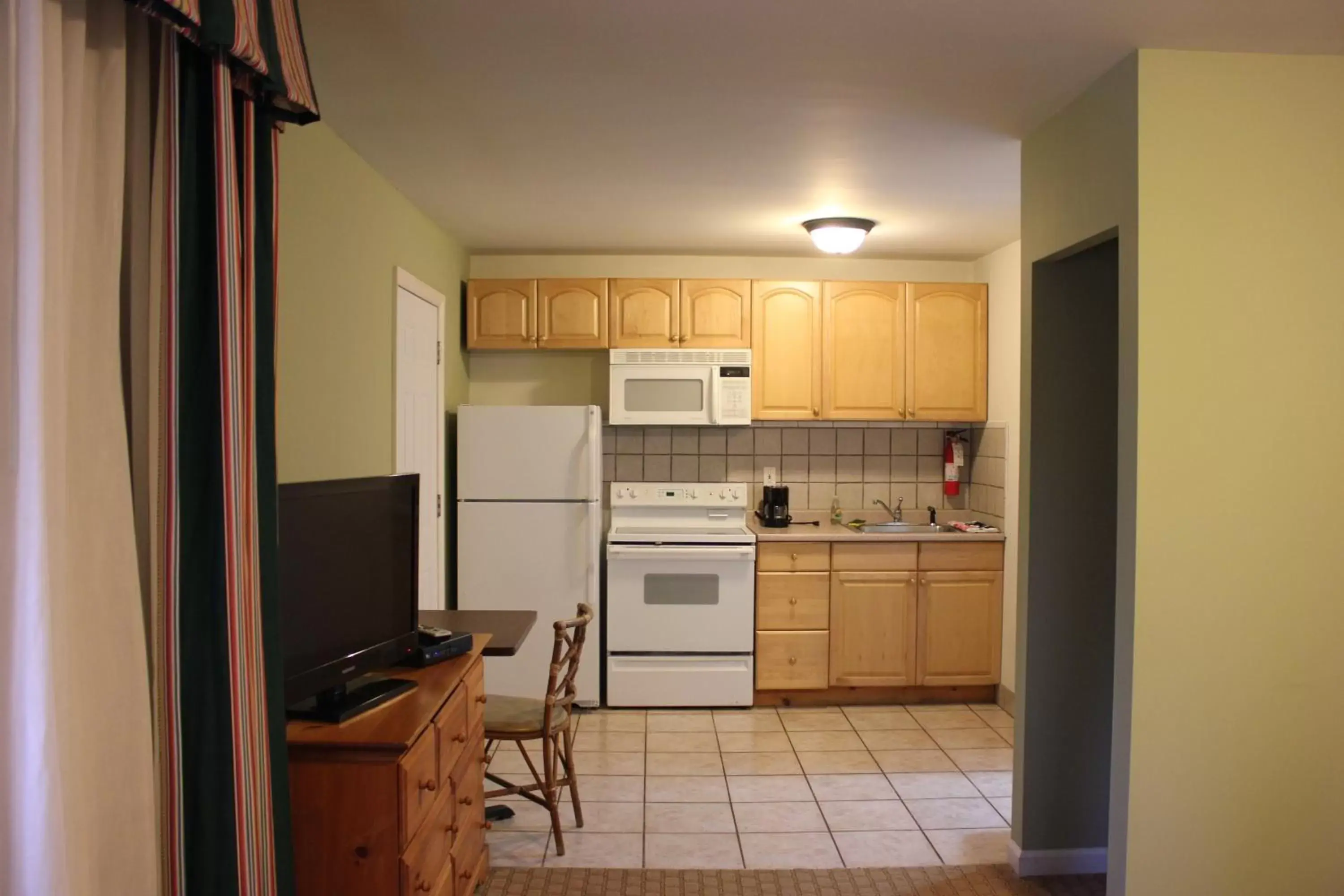 Kitchen/Kitchenette in Heidi's Inn