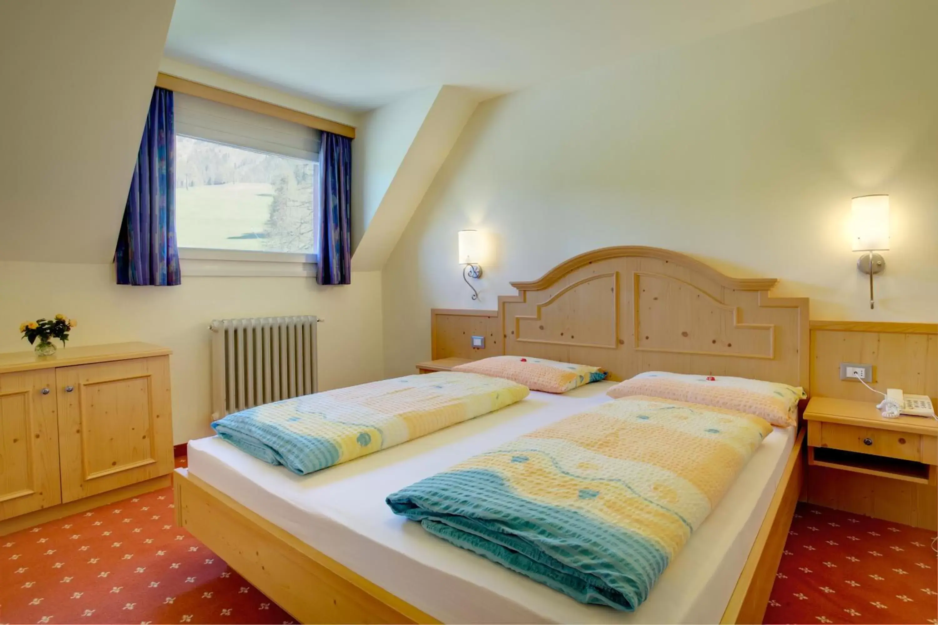 Photo of the whole room, Bed in Hotel Castel Latemar