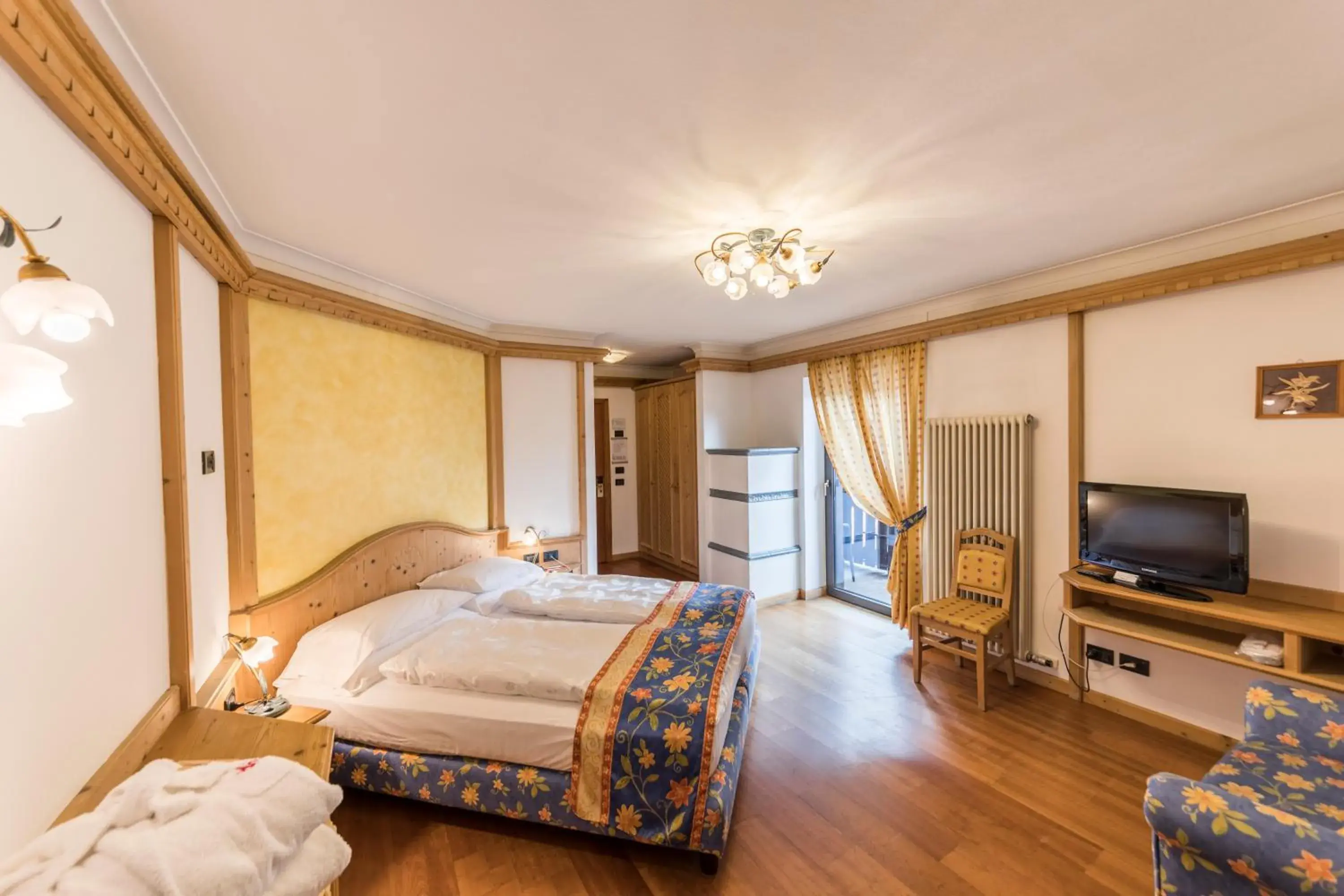 Photo of the whole room, Bed in Active Hotel Ancora