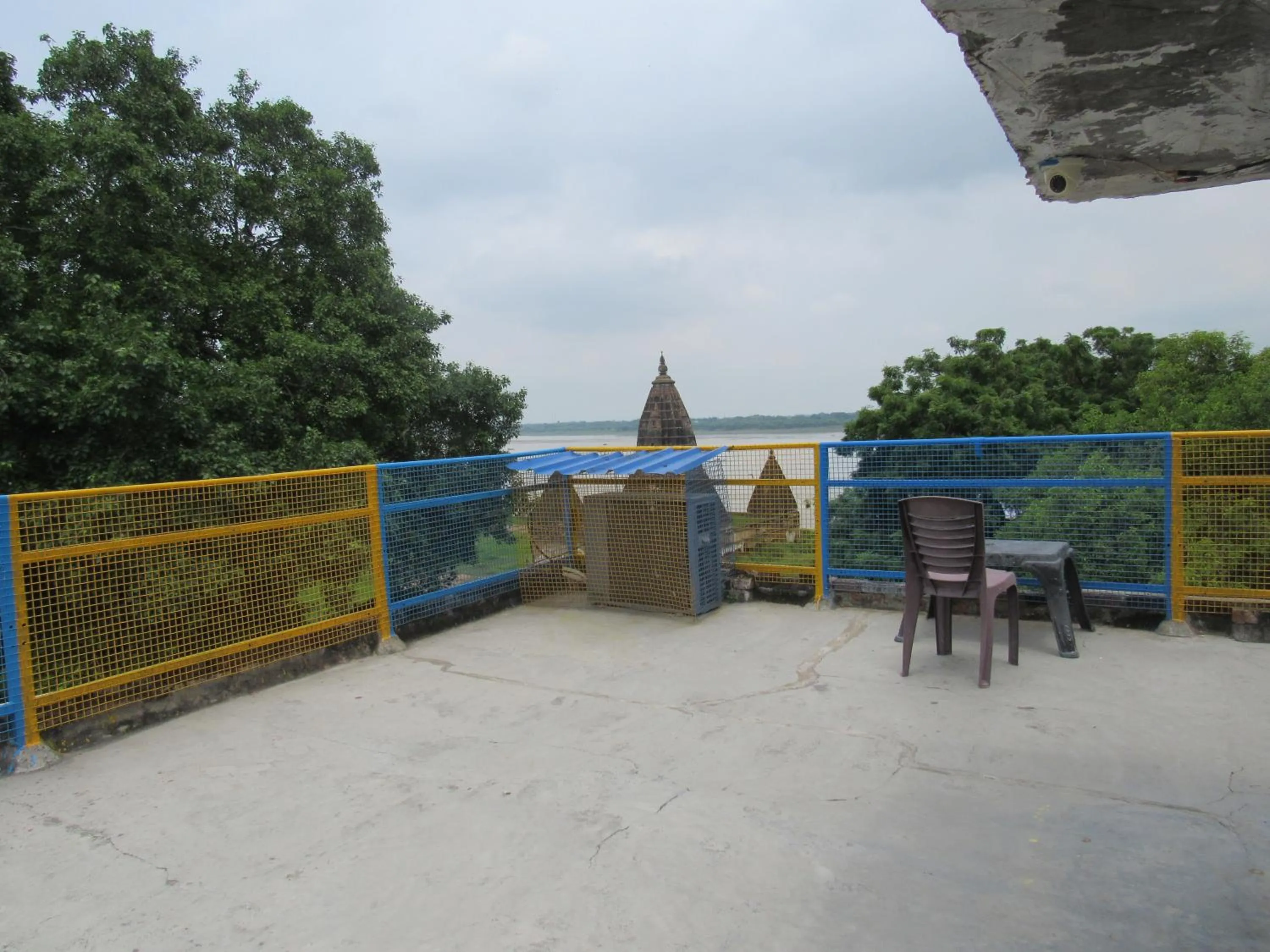 HosteLaVie - Varanasi