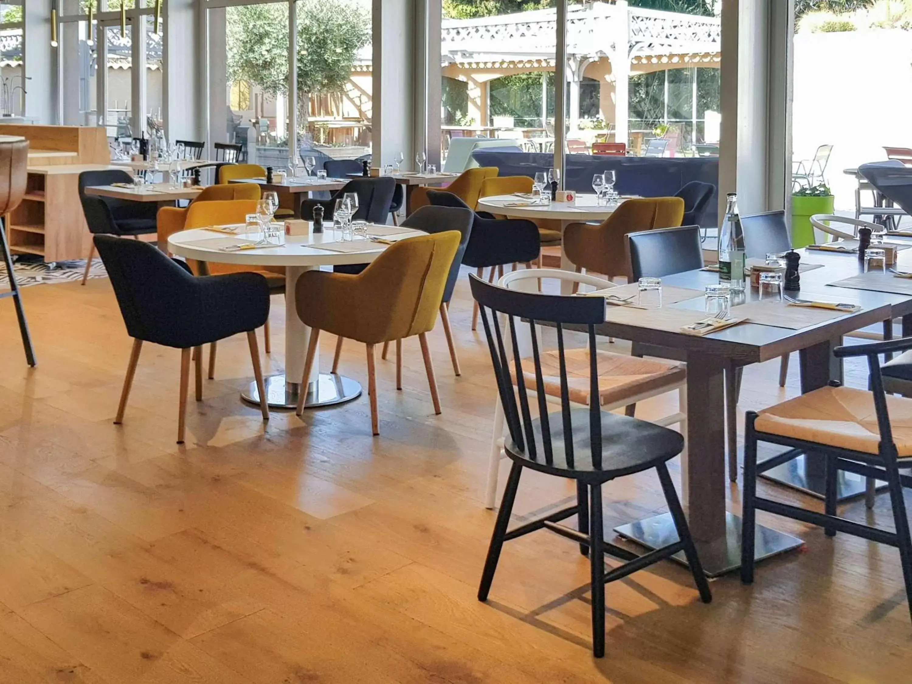 Restaurant/Places to Eat in Novotel Narbonne Sud A9/A61