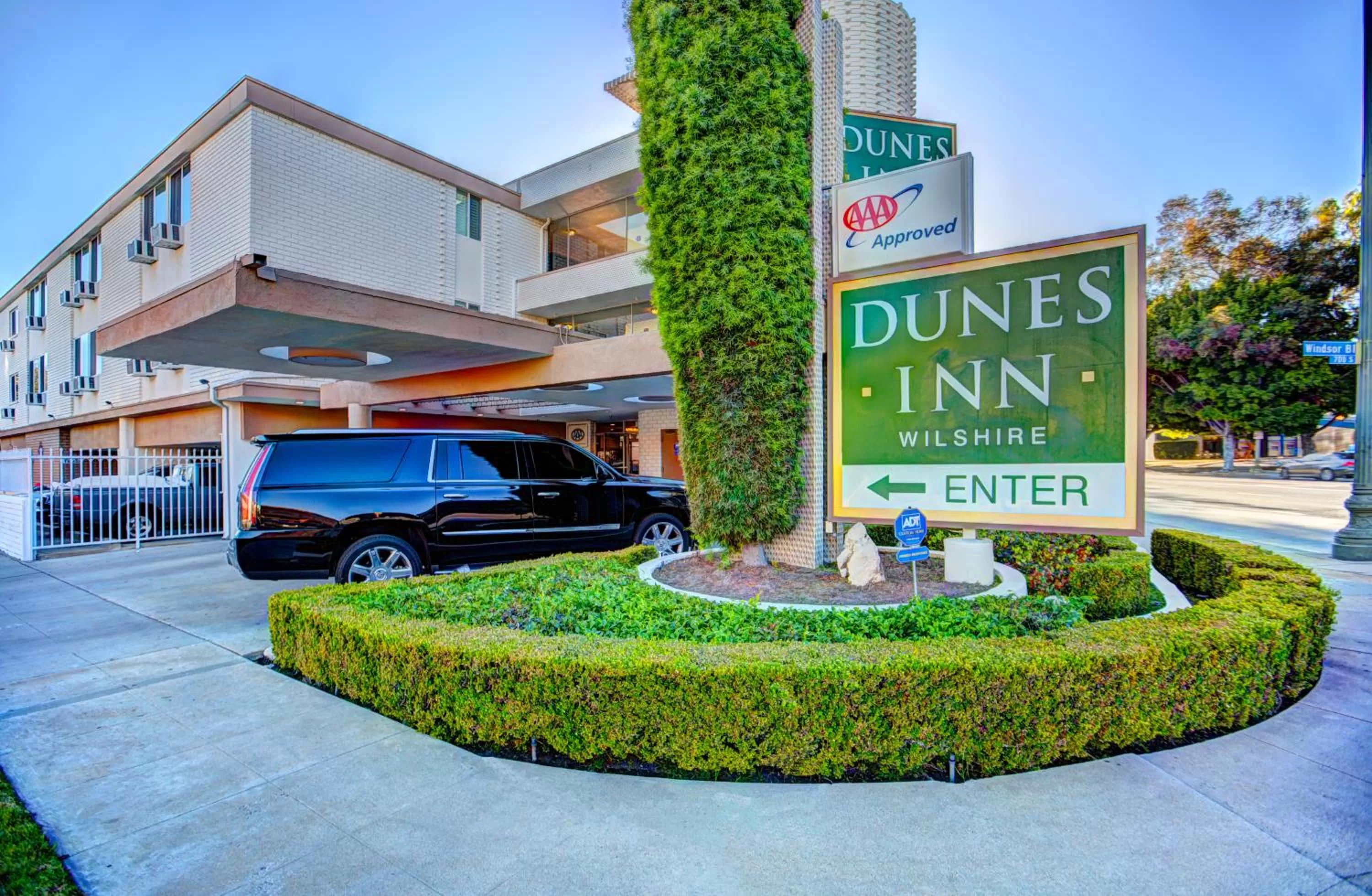 Facade/entrance in Dunes Inn - Wilshire