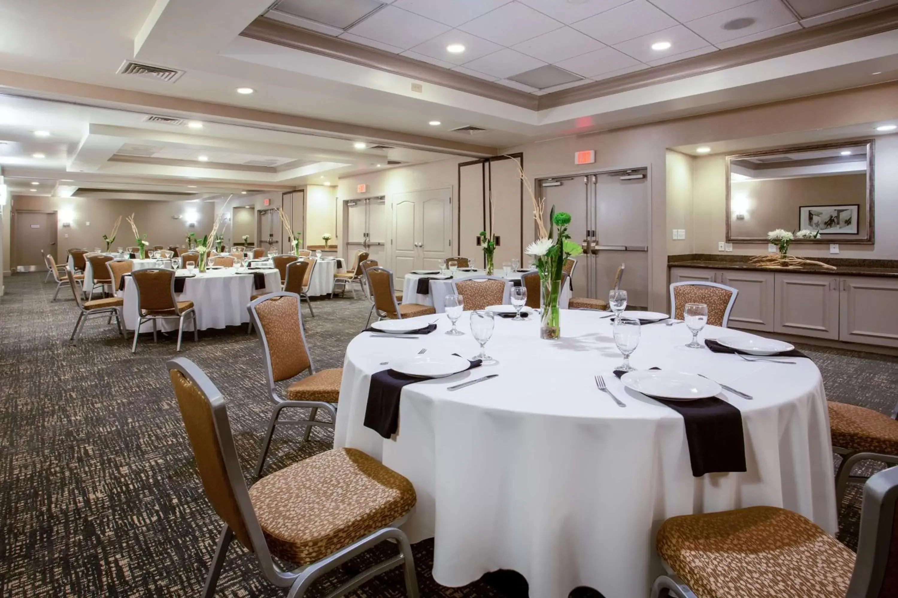 Meeting/conference room, Restaurant/Places to Eat in Hilton Garden Inn Nashville Smyrna