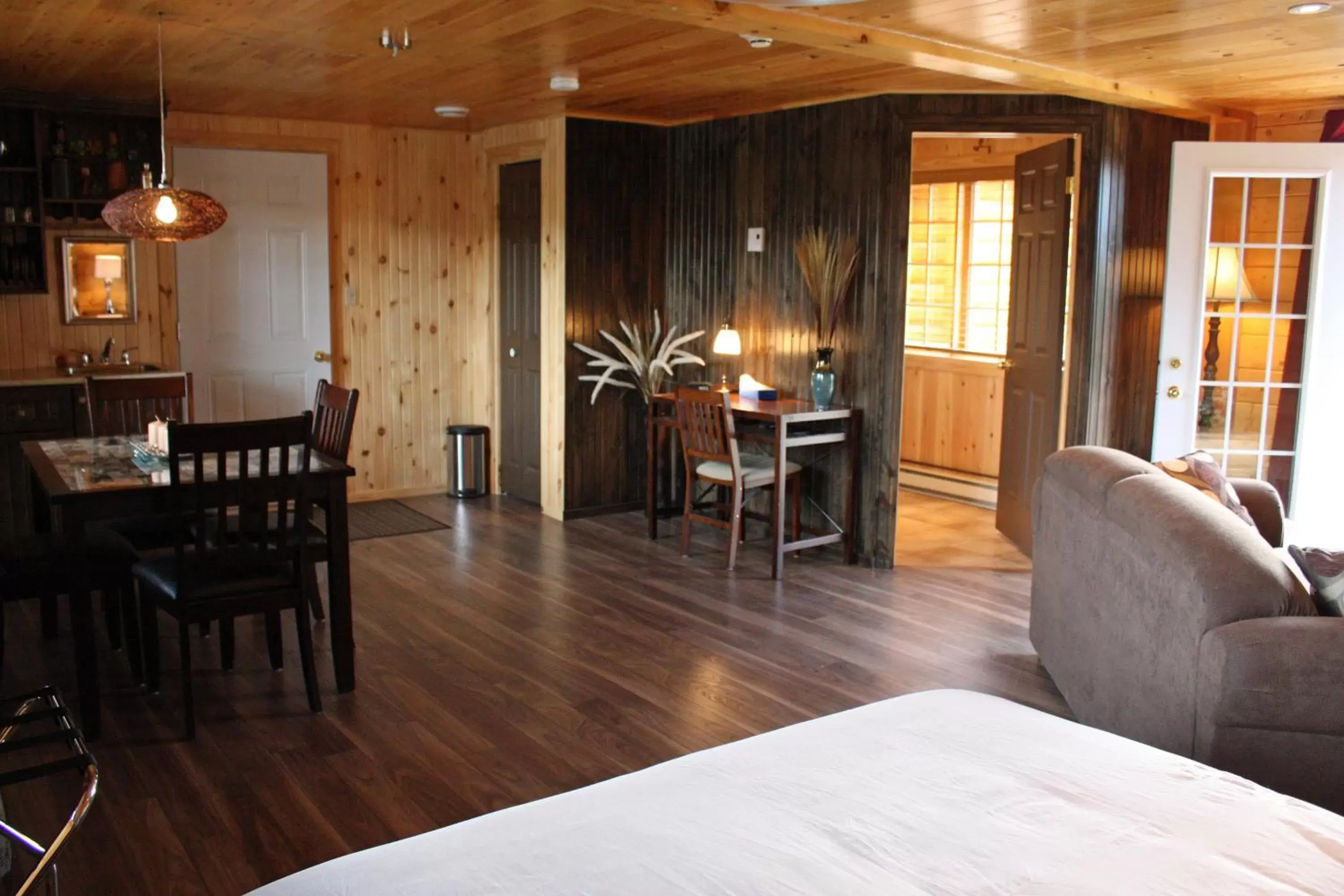 Photo of the whole room in Centre de Vacances 5 Étoiles Family Resort