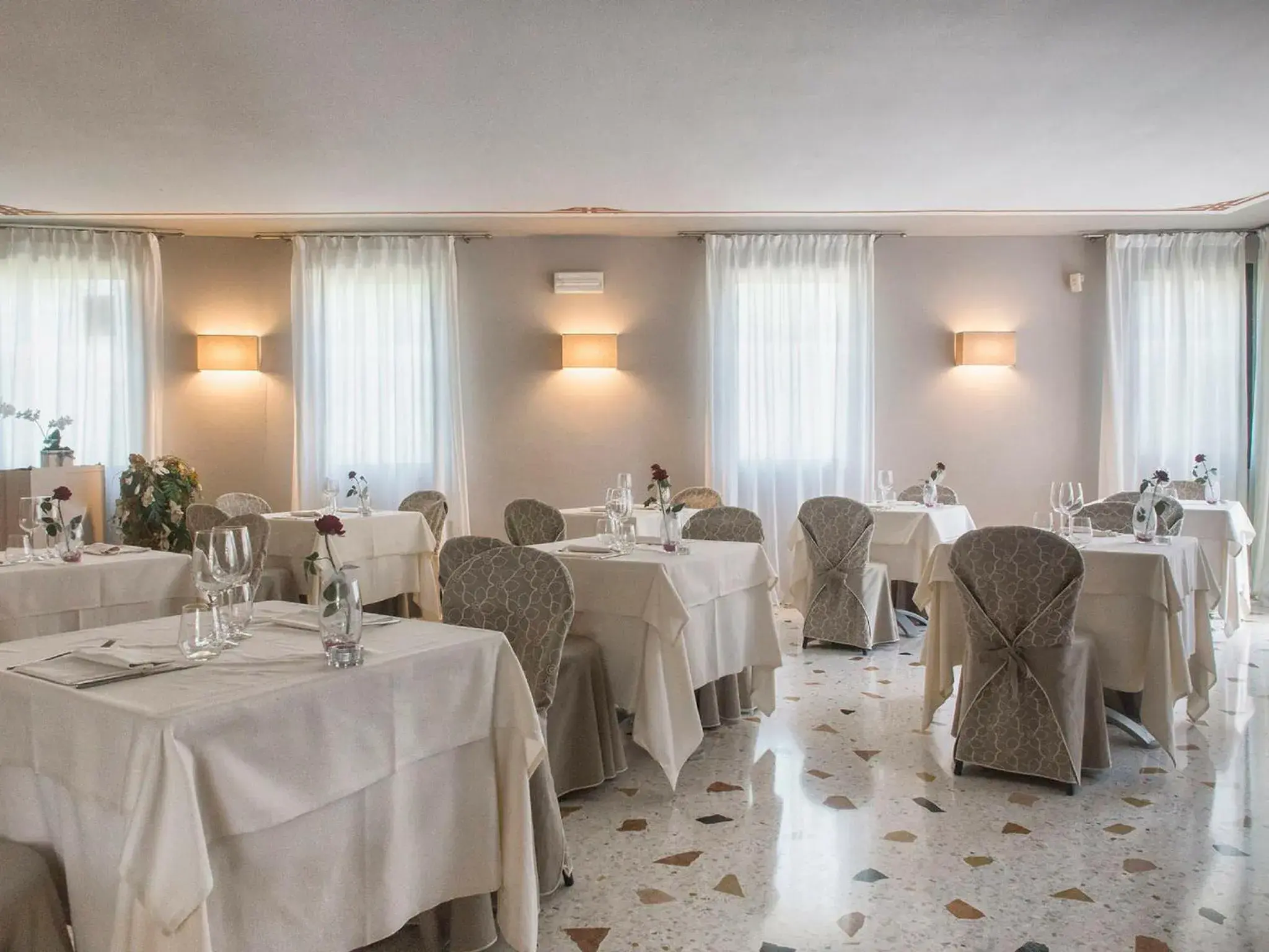 Restaurant/Places to Eat in Wine Hotel San Giacomo Activity & Wellness