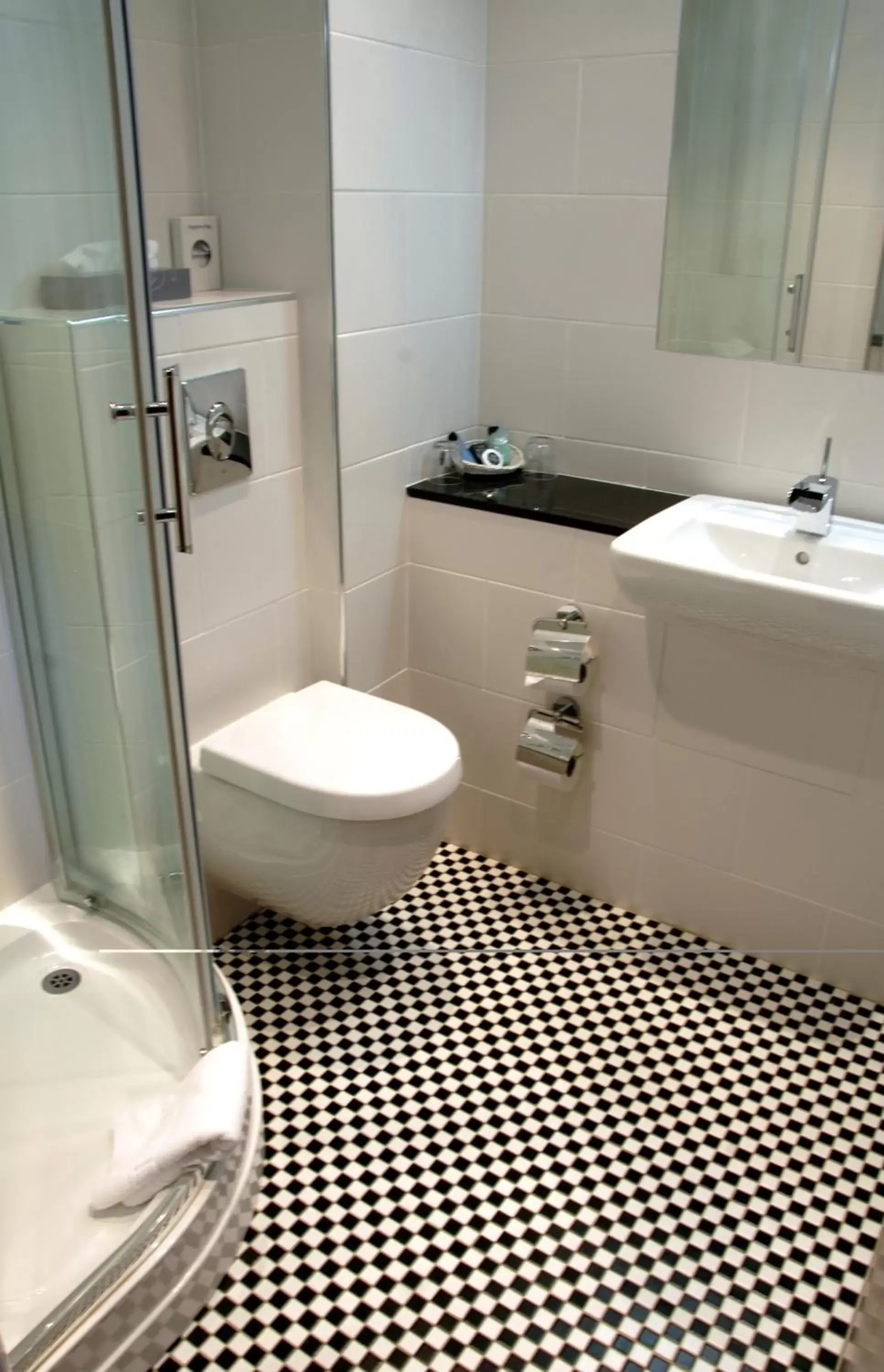 Bathroom in The Craighaar Hotel