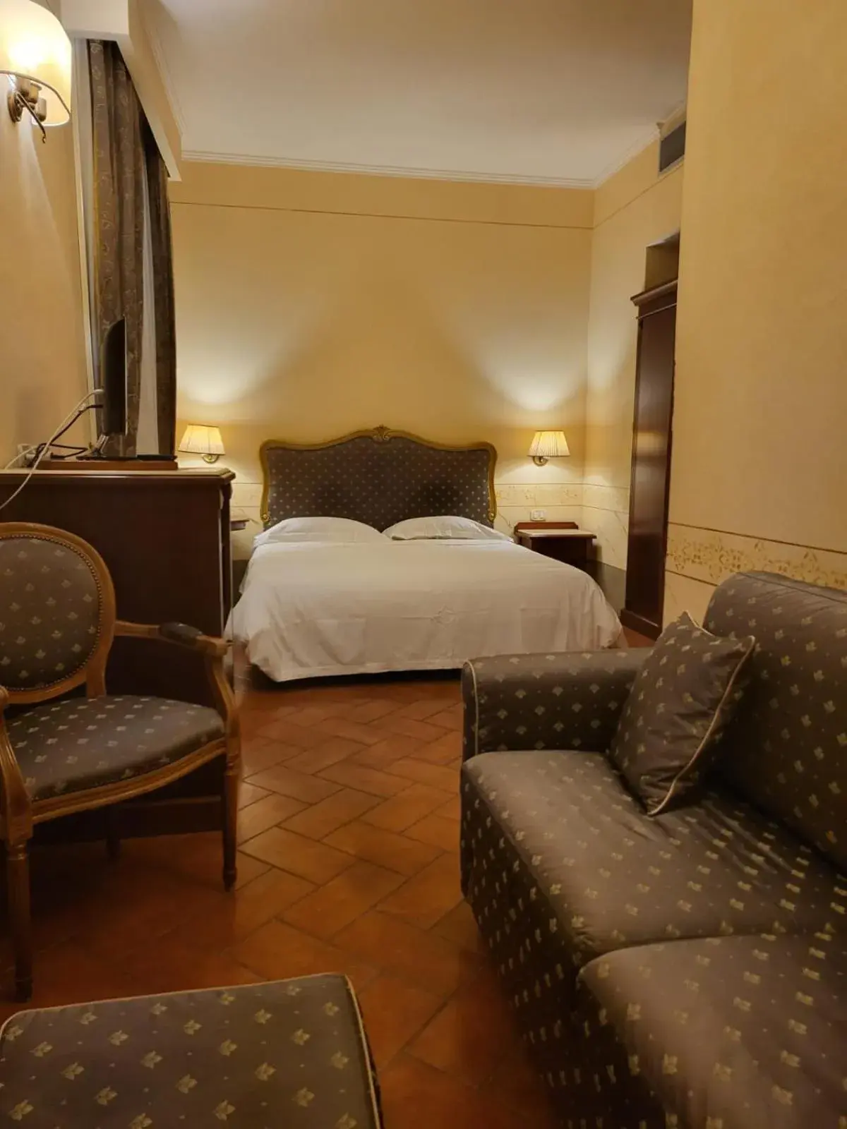 Bedroom, Bed in Hotel Logge Dei Mercanti