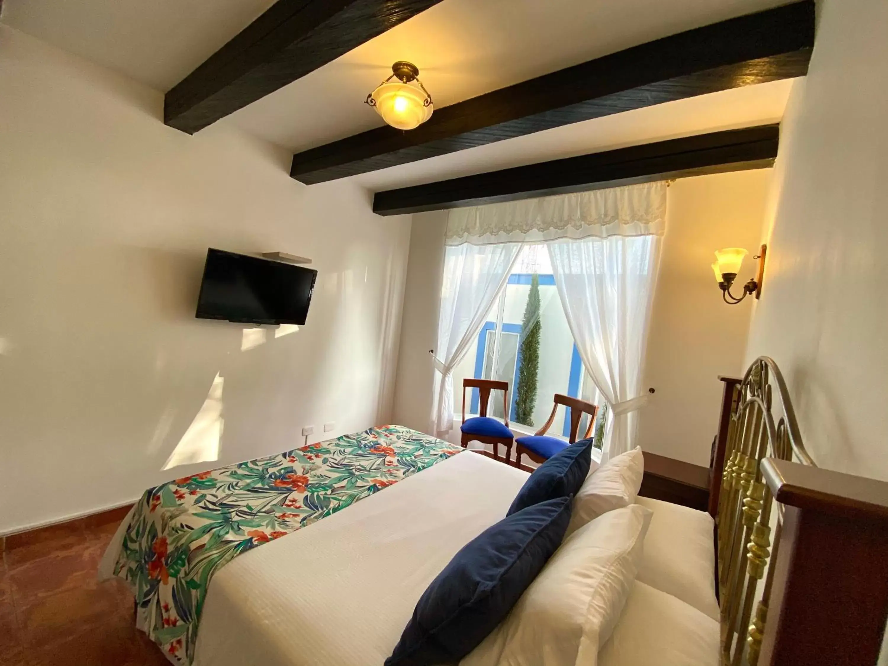 Photo of the whole room, Bed in Hotel El Mirador del Cocora