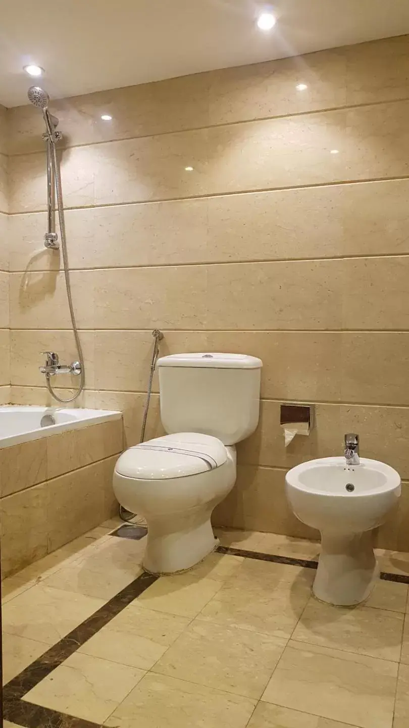 Toilet, Bathroom in Al Hyatt Jeddah Continental Hotel