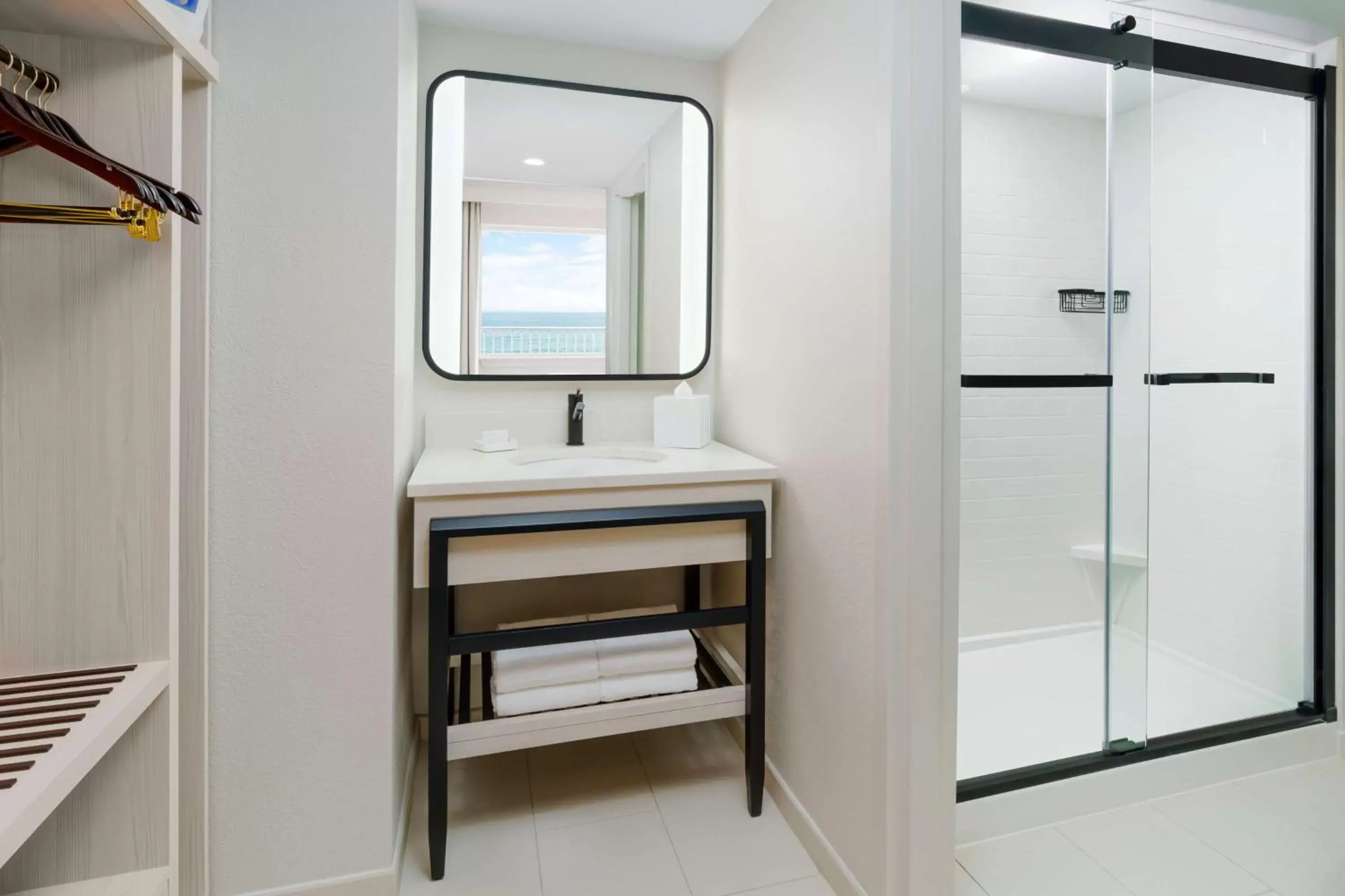 Bathroom in Hilton Garden Inn Ocean City Oceanfront