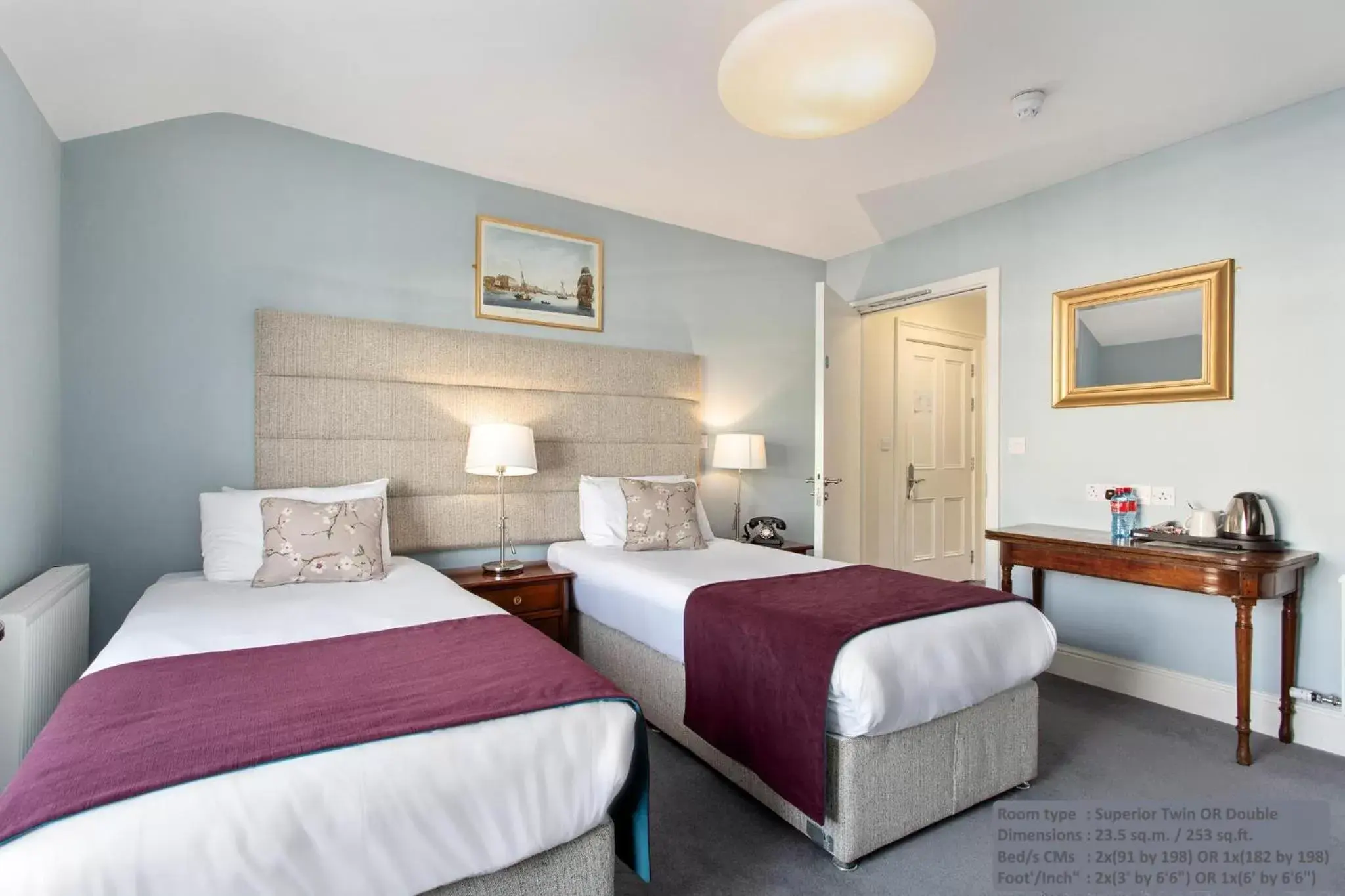 Bedroom, Bed in Gardiner Lodge