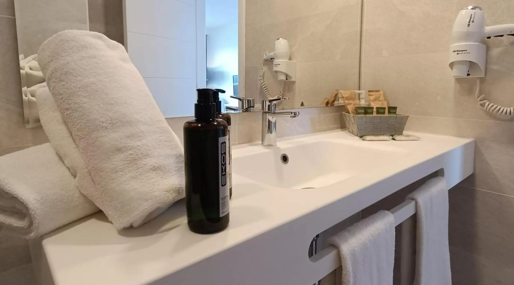 Bathroom in Marina Elite