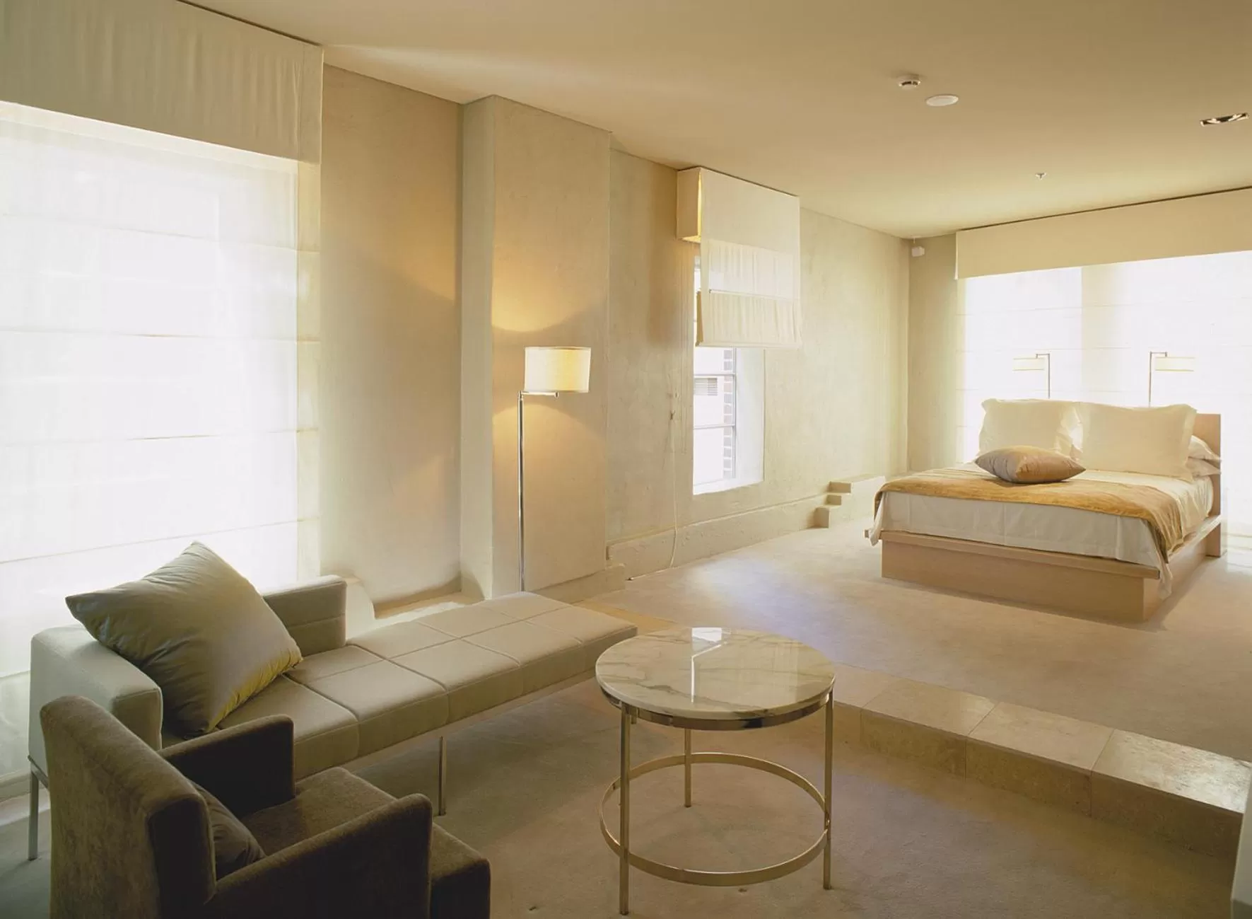 Day, Bed in Establishment Hotel