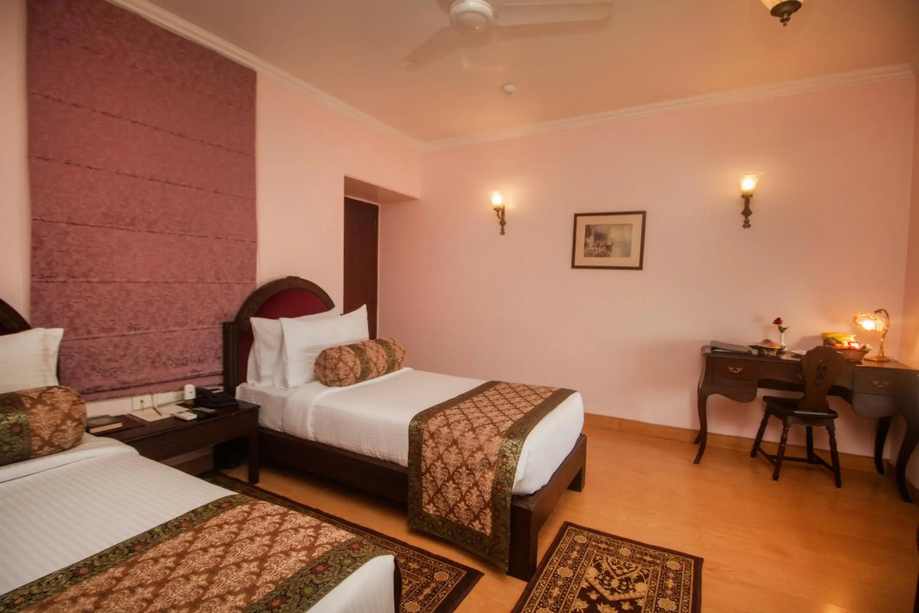 Bed in Suryauday Haveli - An Amritara Resort