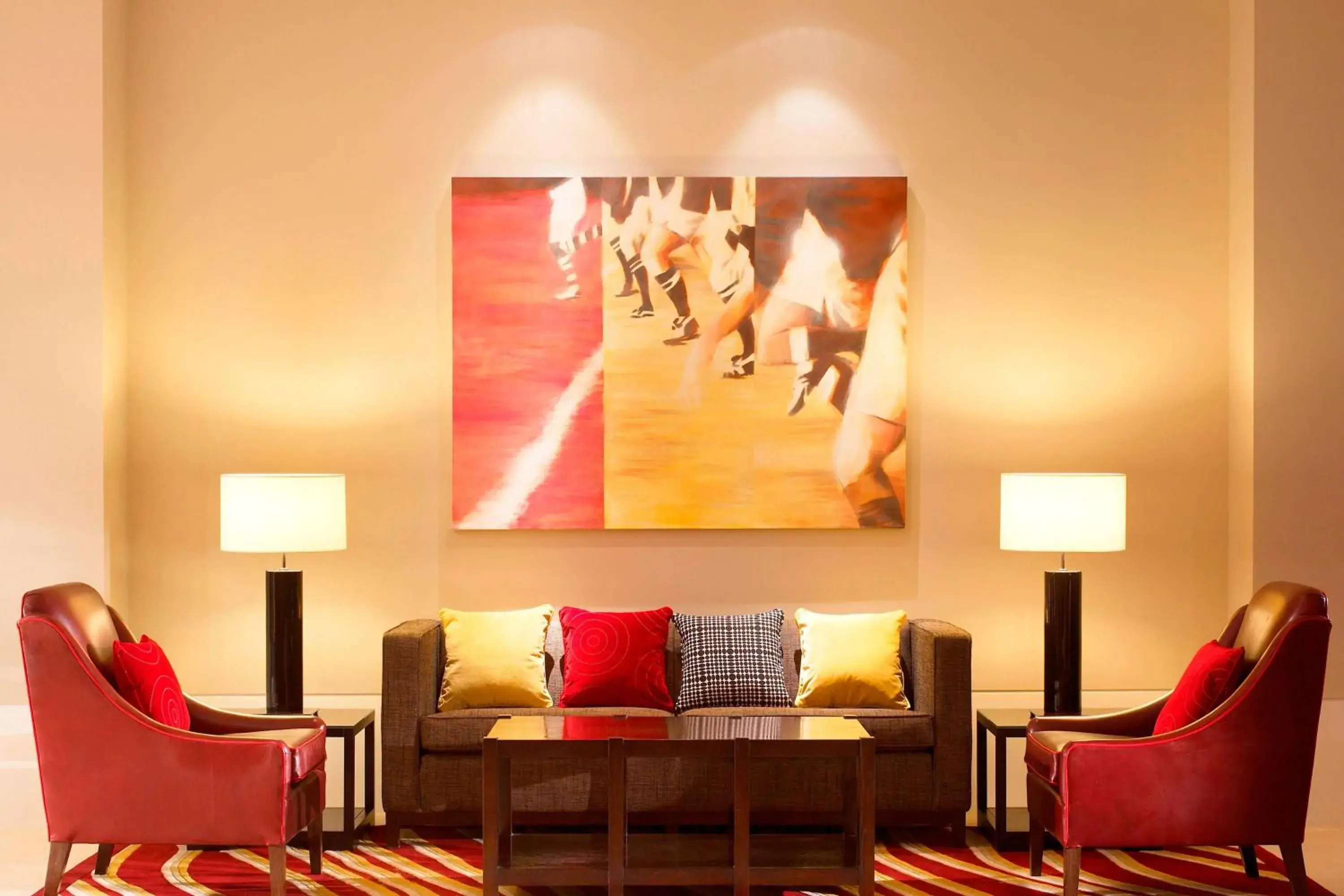 Lobby or reception, Seating Area in London Marriott Hotel Twickenham