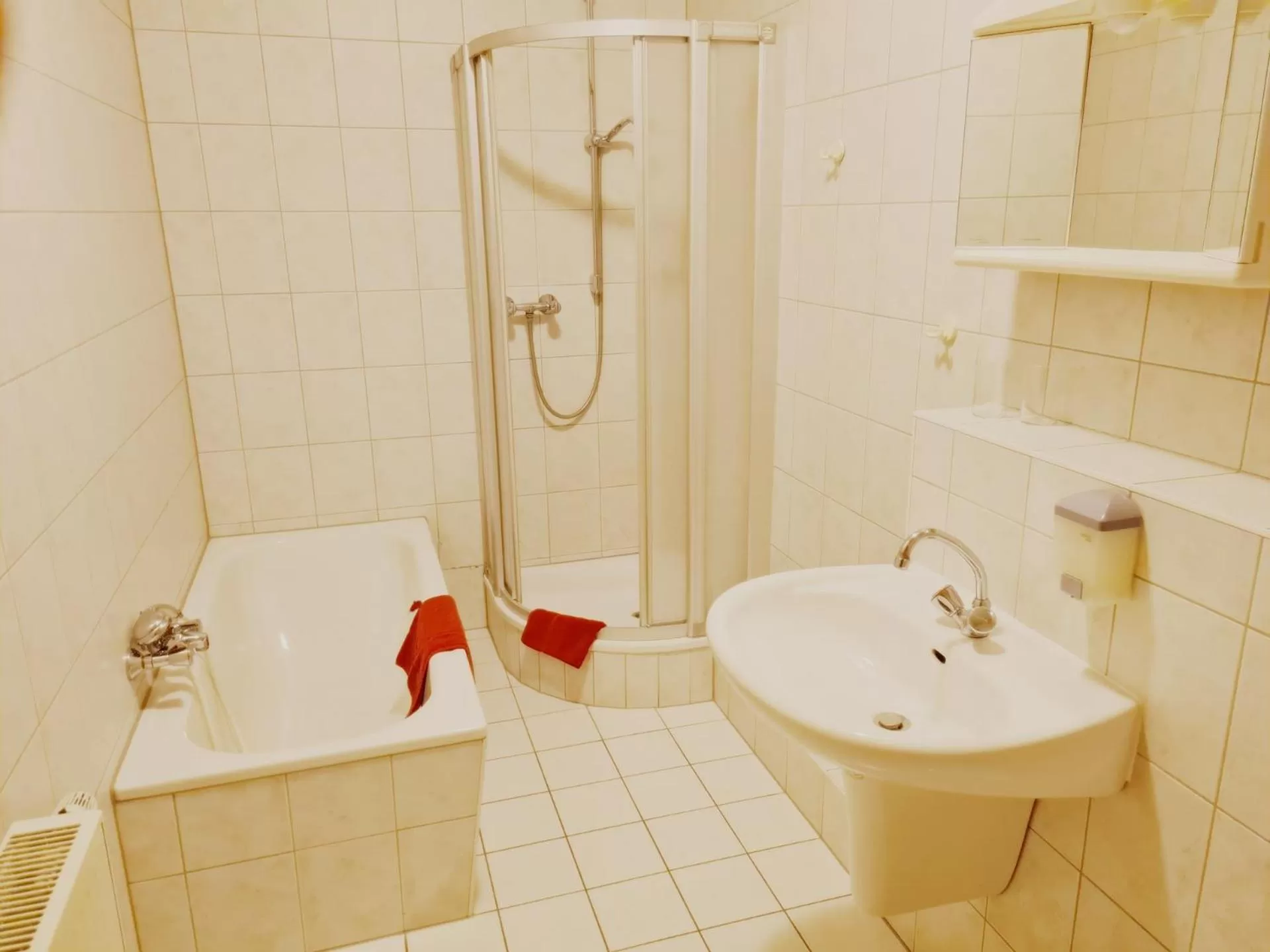 Double Room in DM Hotels & Apartments - Hotel Deutsches Haus