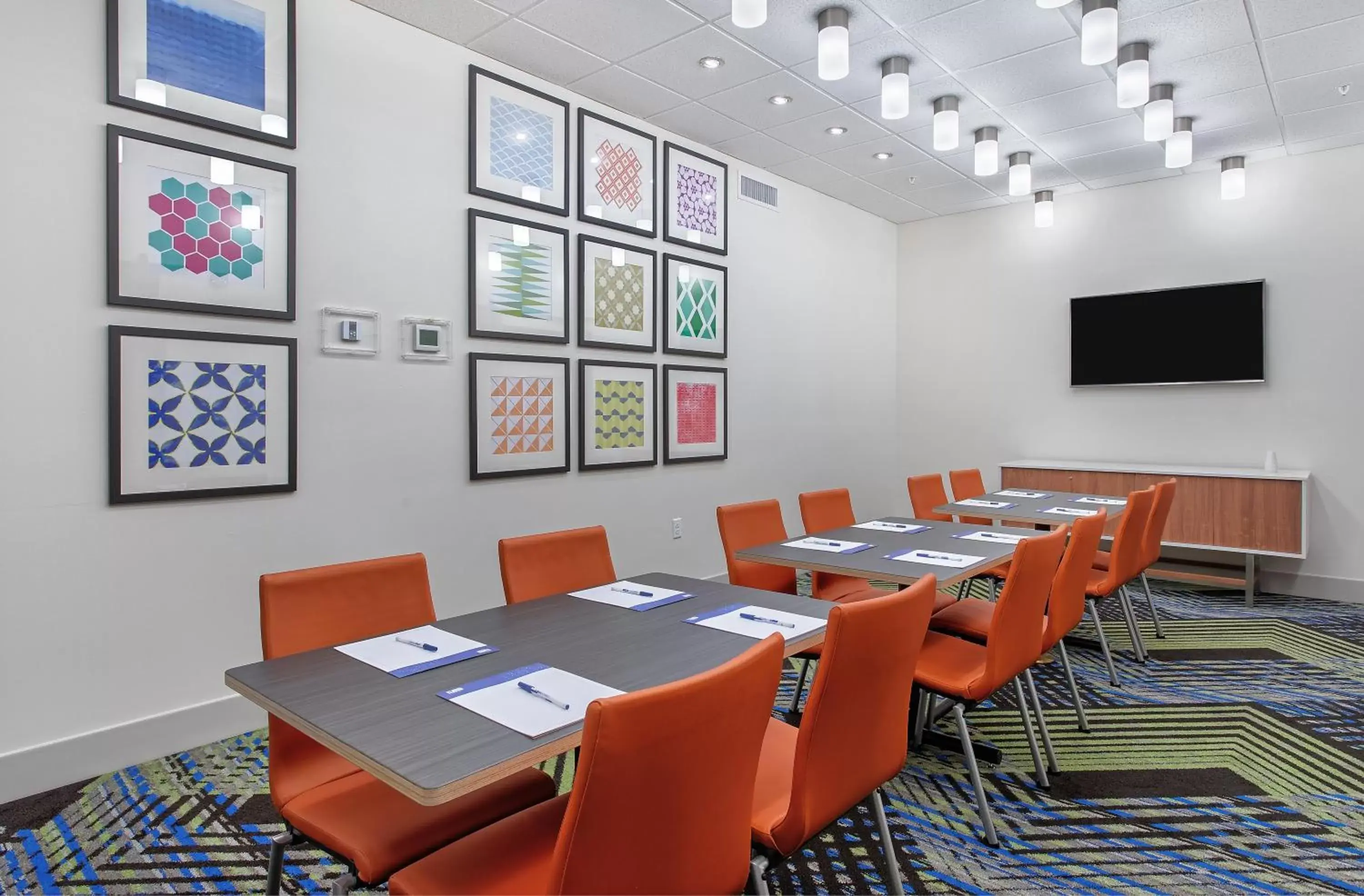 Meeting/conference room in Holiday Inn Express & Suites - La Grange, an IHG Hotel