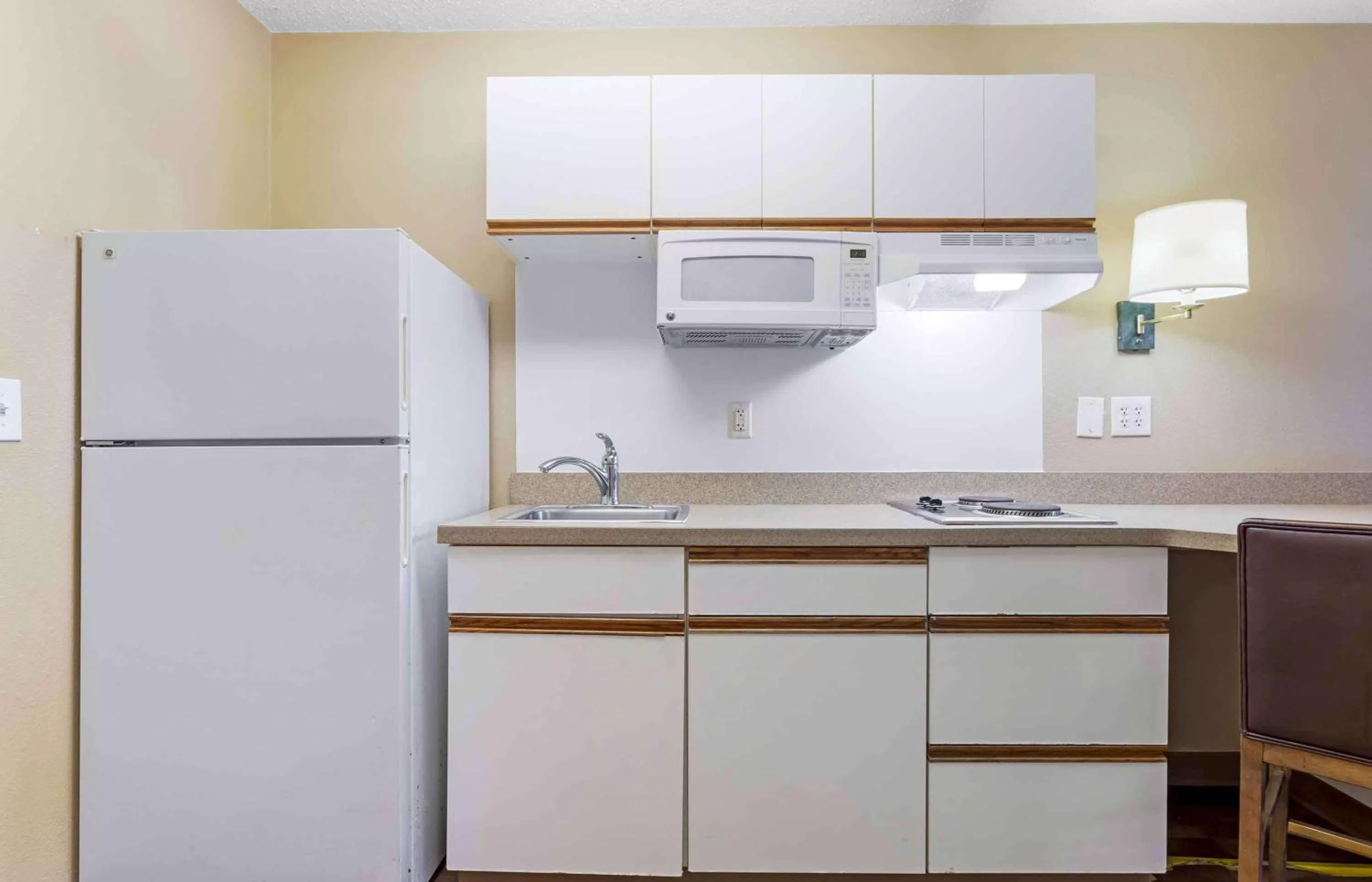 Bedroom in Extended Stay America Suites - Houston - Galleria - Uptown