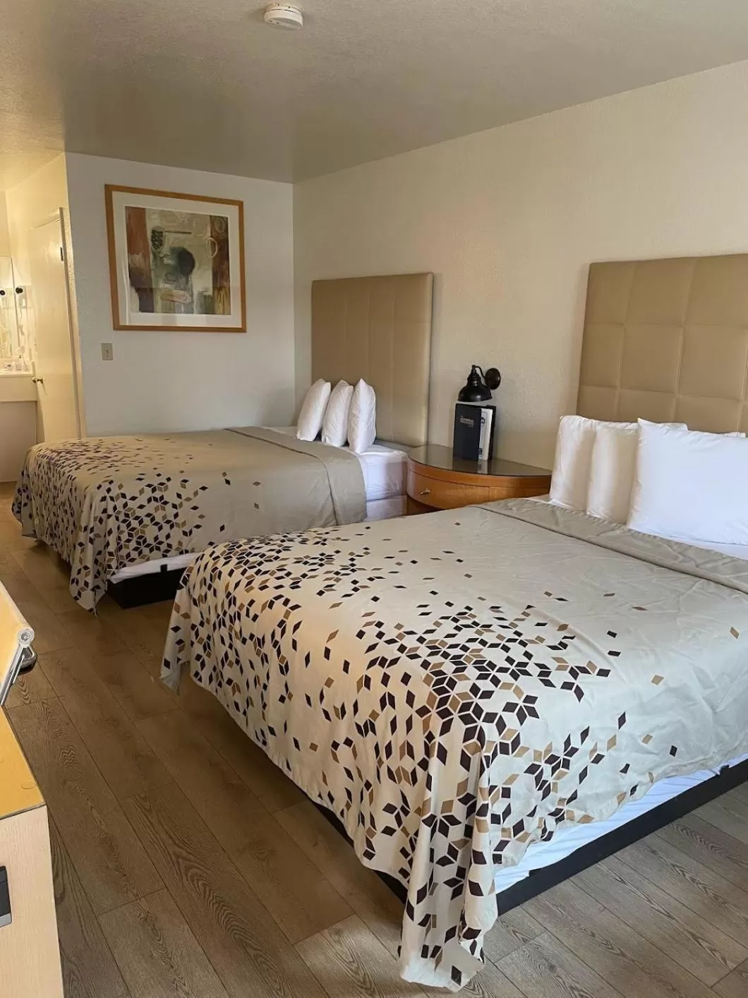 Bedroom, Bed in The Virginian Inn Moab Downtown