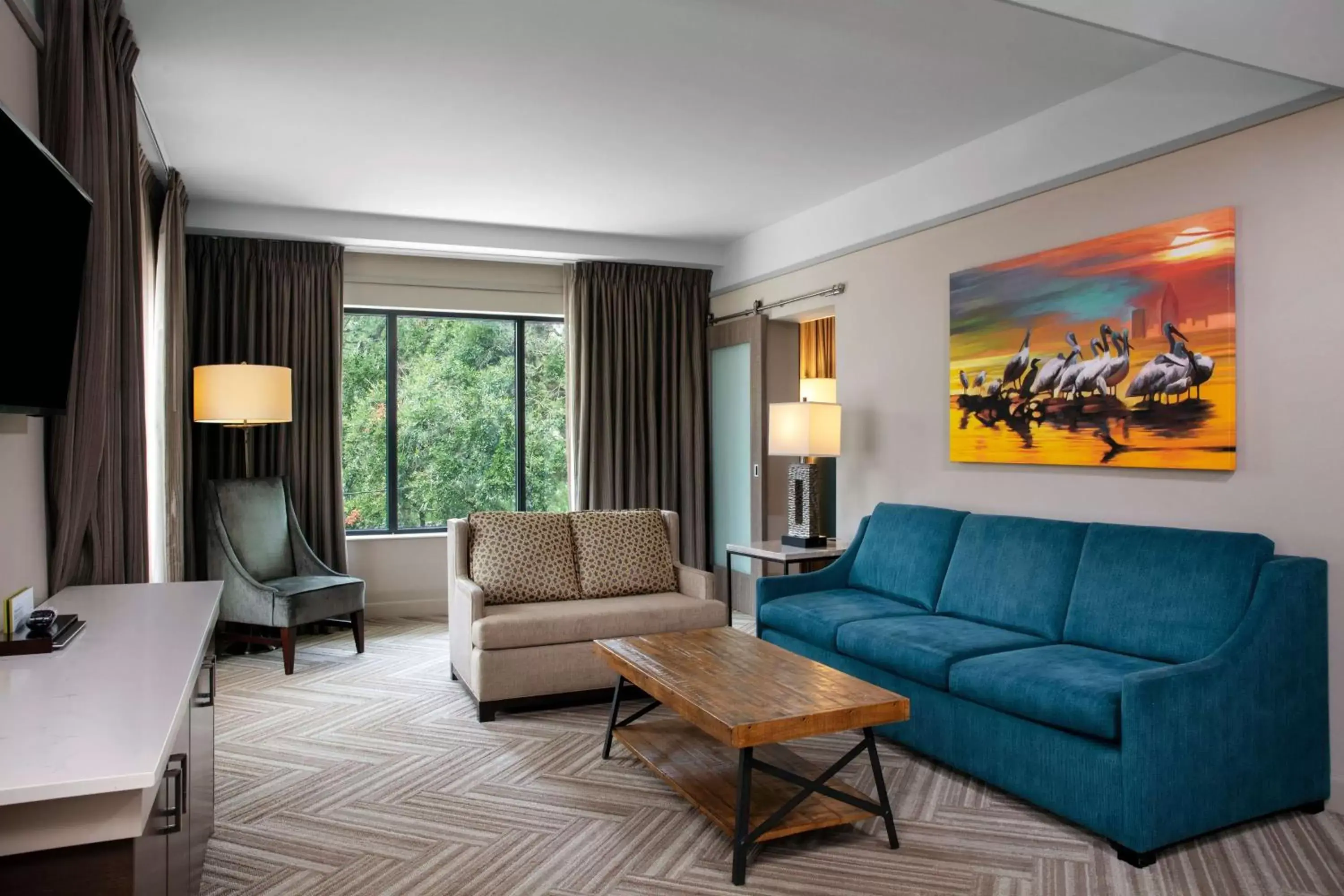 Living room, Seating Area in Hilton Garden Inn Mobile Downtown