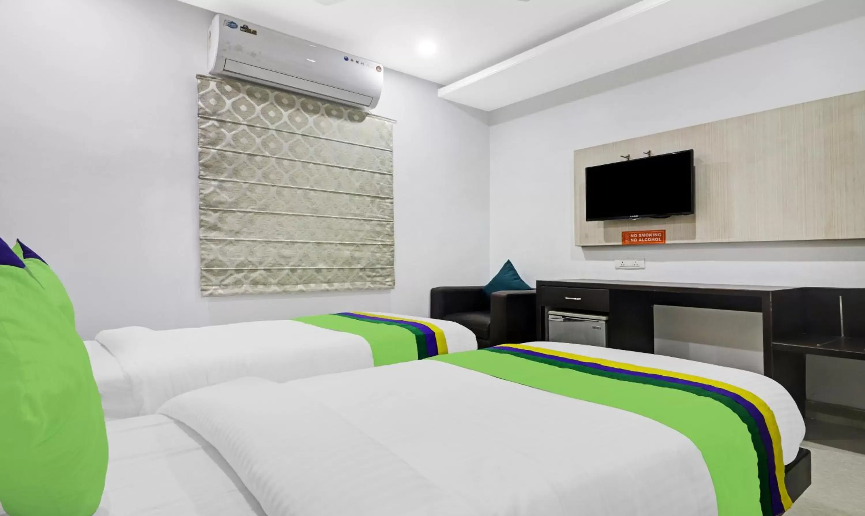 Bedroom, Bed in Treebo Kruthika Residency Bedroom, Bed in Treebo Kruthika Residency