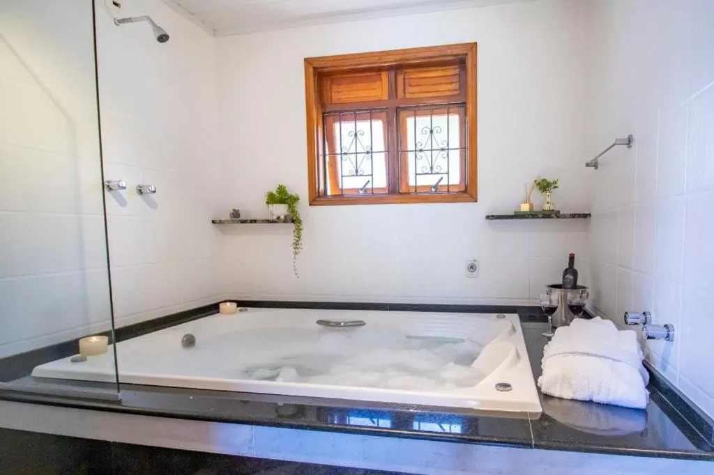 Shower in Pousada Ricanto Amore Mio