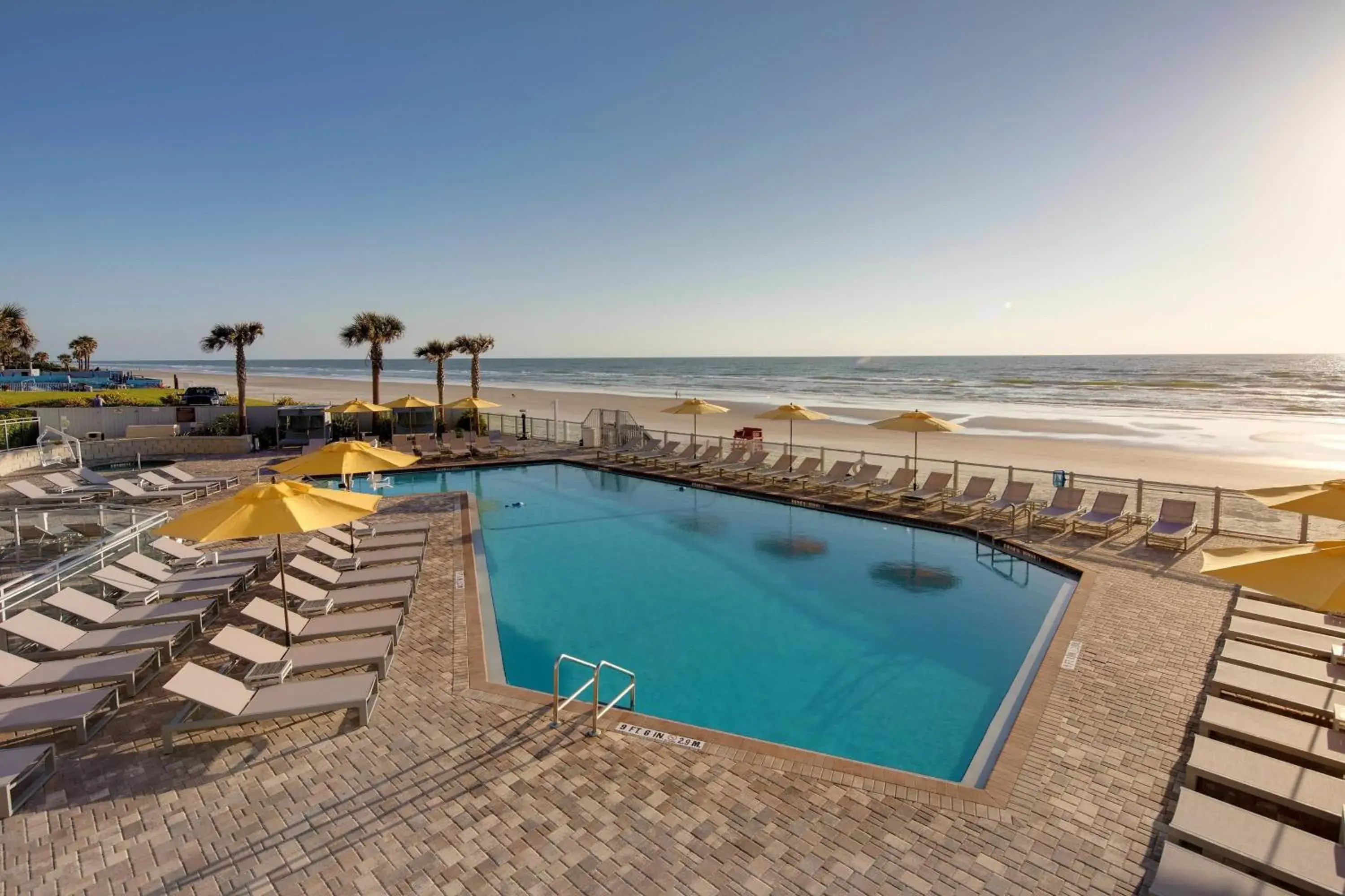 Swimming Pool in Delta Hotels by Marriott Daytona Beach Oceanfront
