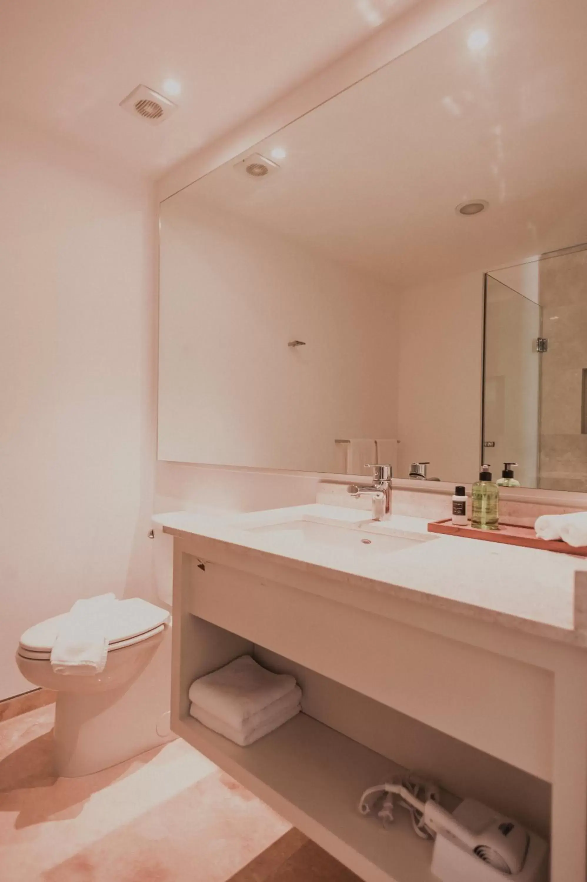 Bathroom in Antera Hotel & Residences