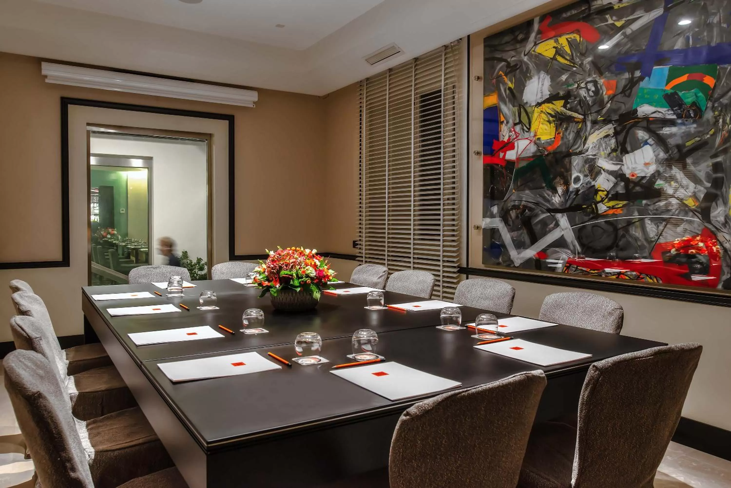 Restaurant/places to eat in 47 Boutique Hotel