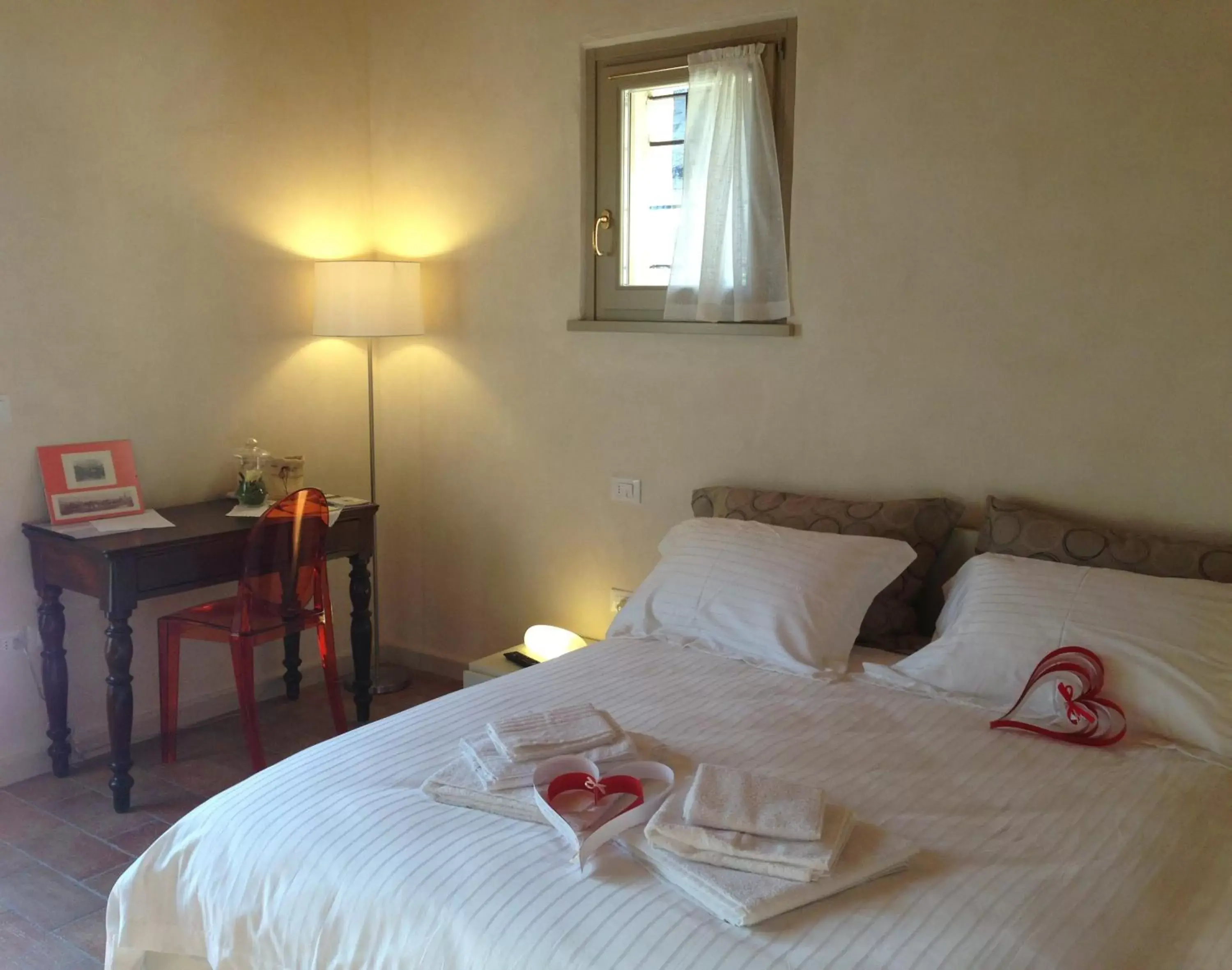 Bed in L'Isolo b&b e case vacanza