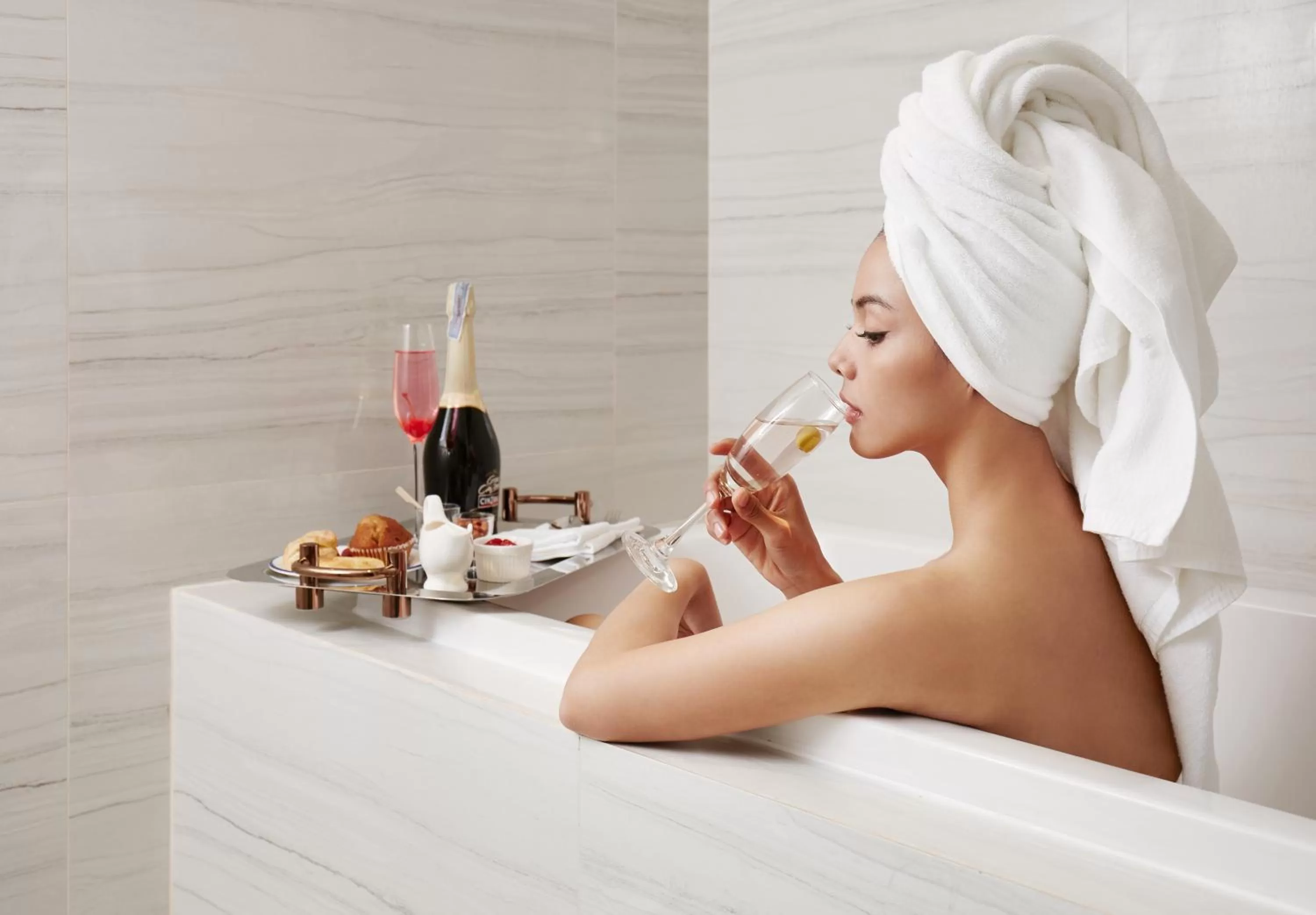 Bathroom in Vince Hotel Pratunam