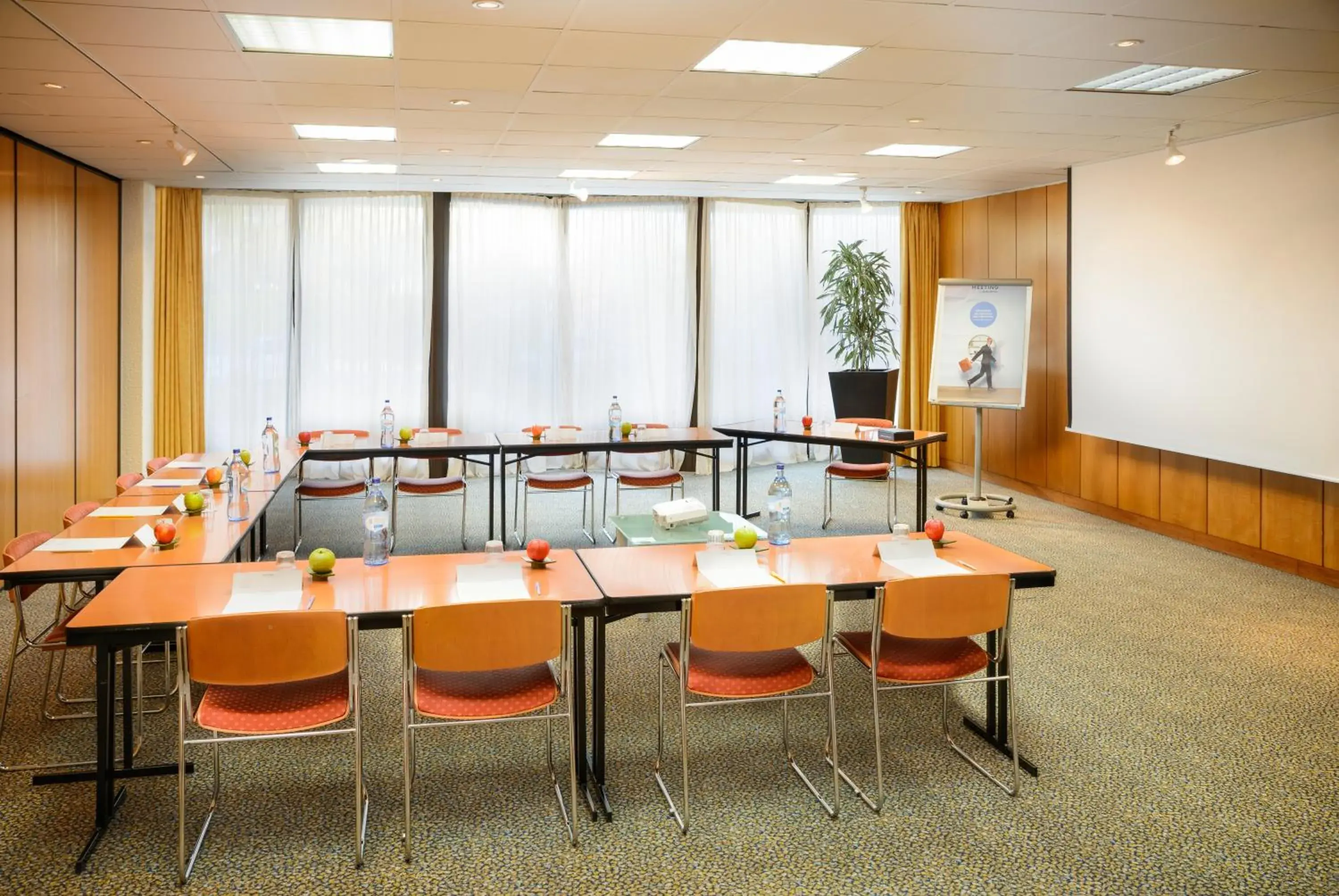 Meeting/conference room in Novotel Porto Gaia