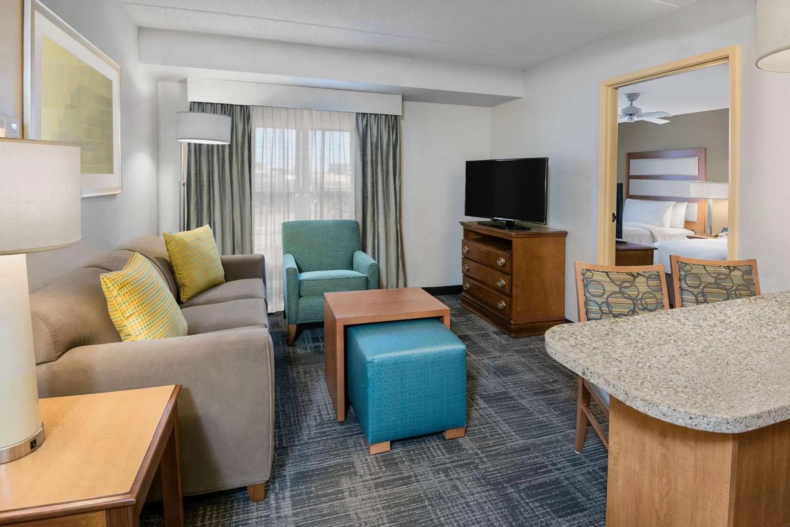 Bedroom, Seating Area in Homewood Suites Phoenix-Metro Center