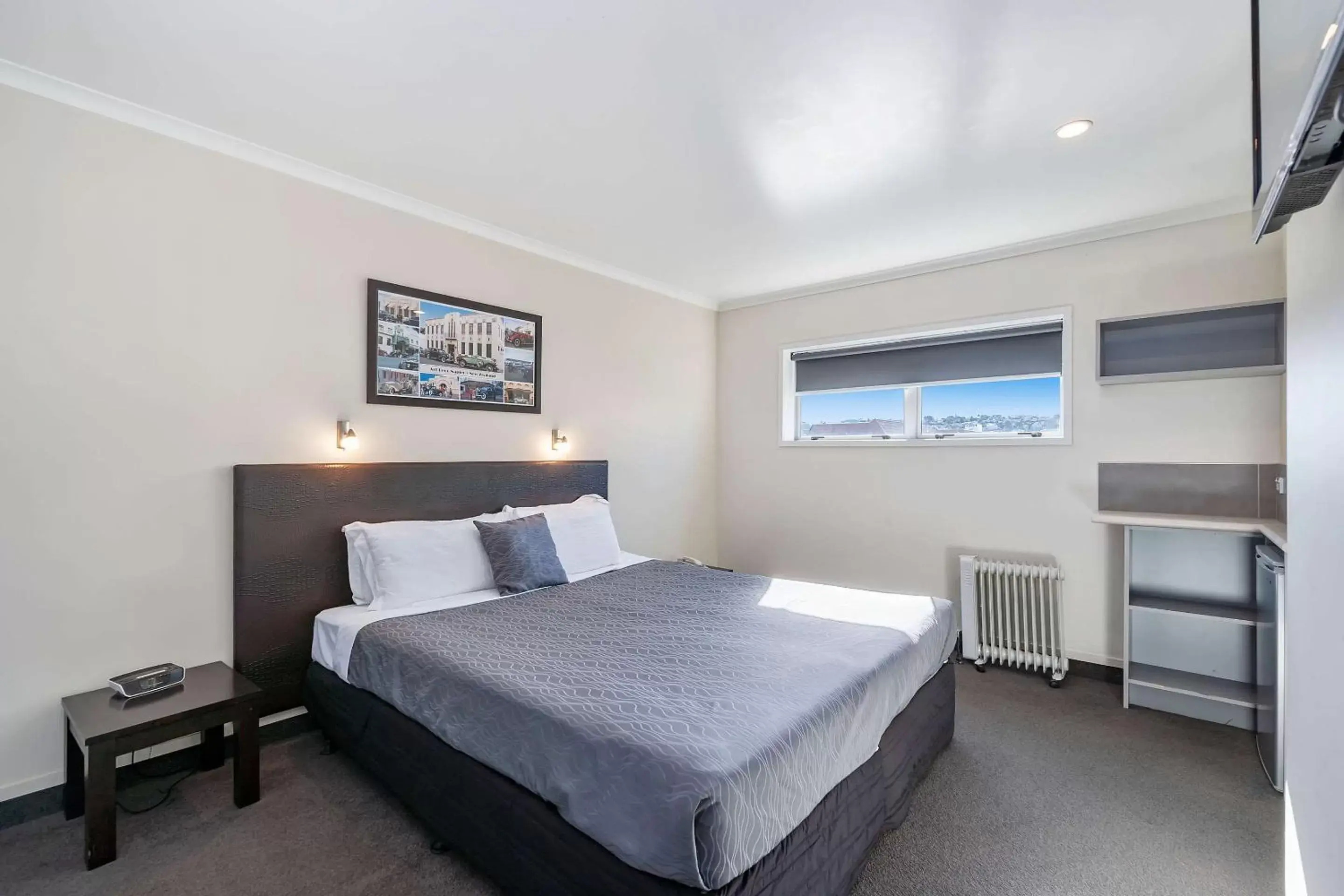Bedroom, Bed in Quality Inn Napier