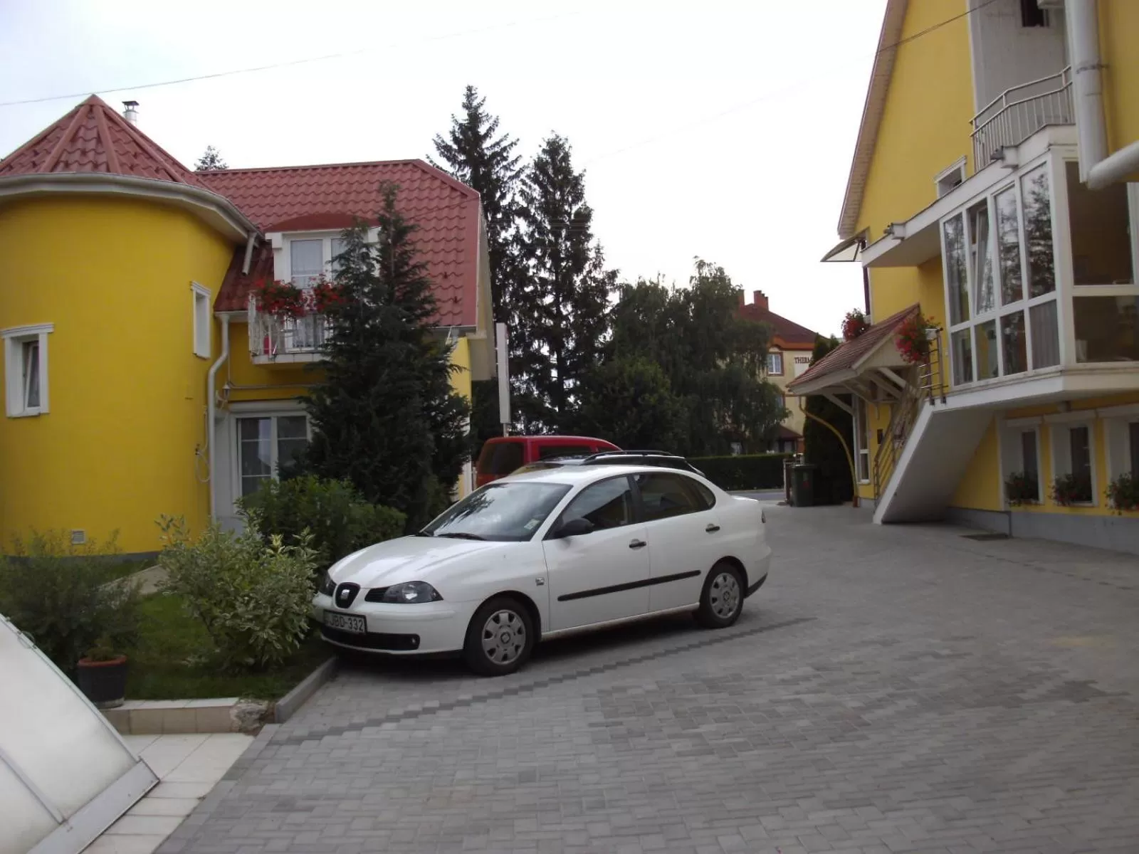 Facade/entrance in Szieszta Panzió
