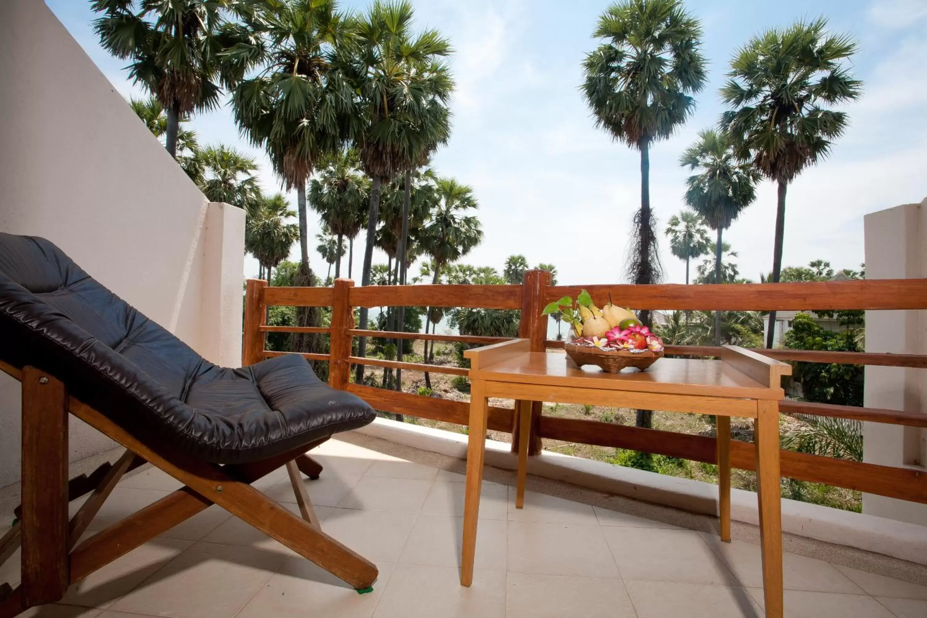 Patio, Balcony/Terrace in Tanaosri Resort