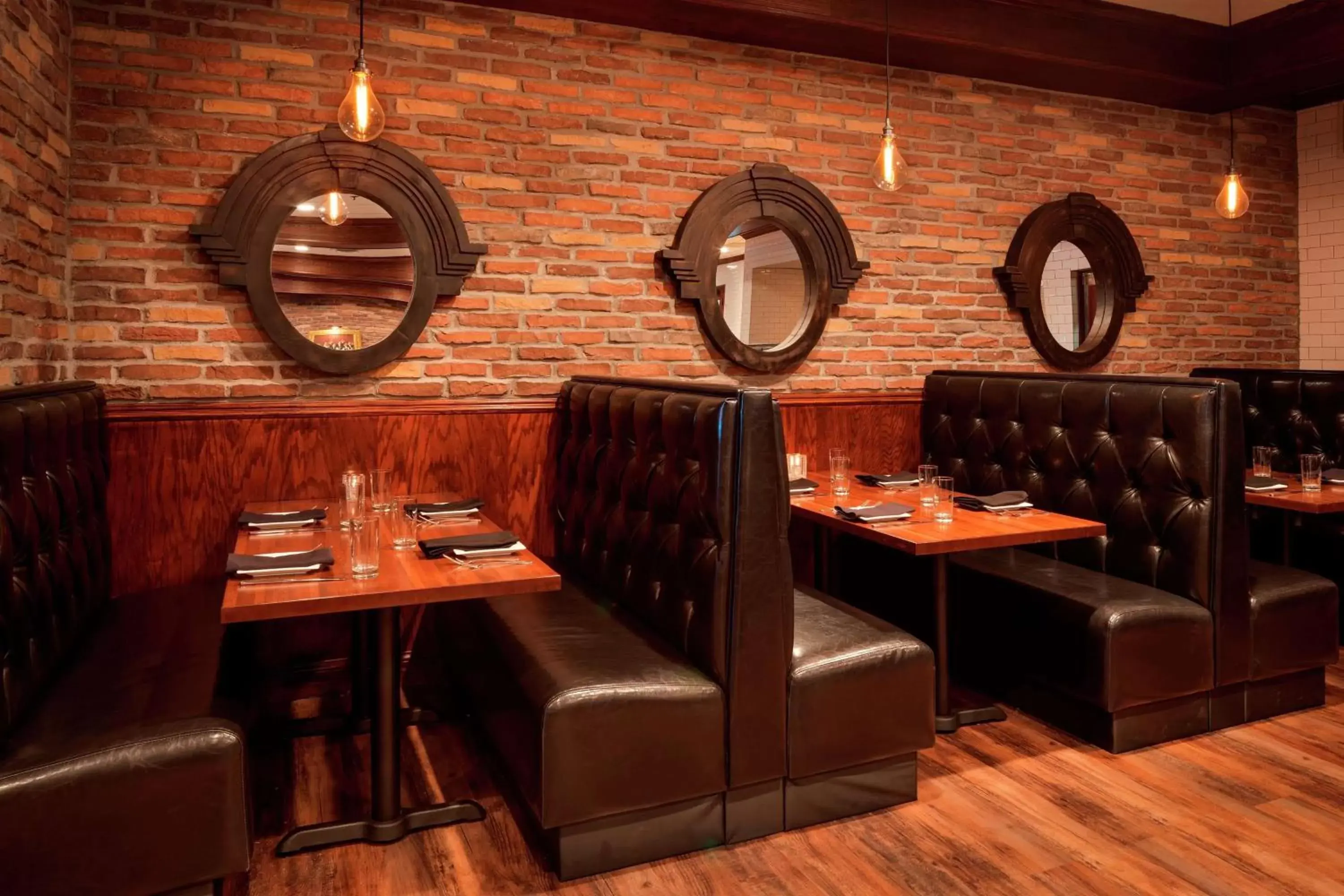 Restaurant/places to eat in DoubleTree by Hilton Roseville Minneapolis Restaurant/places to eat in DoubleTree by Hilton Roseville Minneapolis