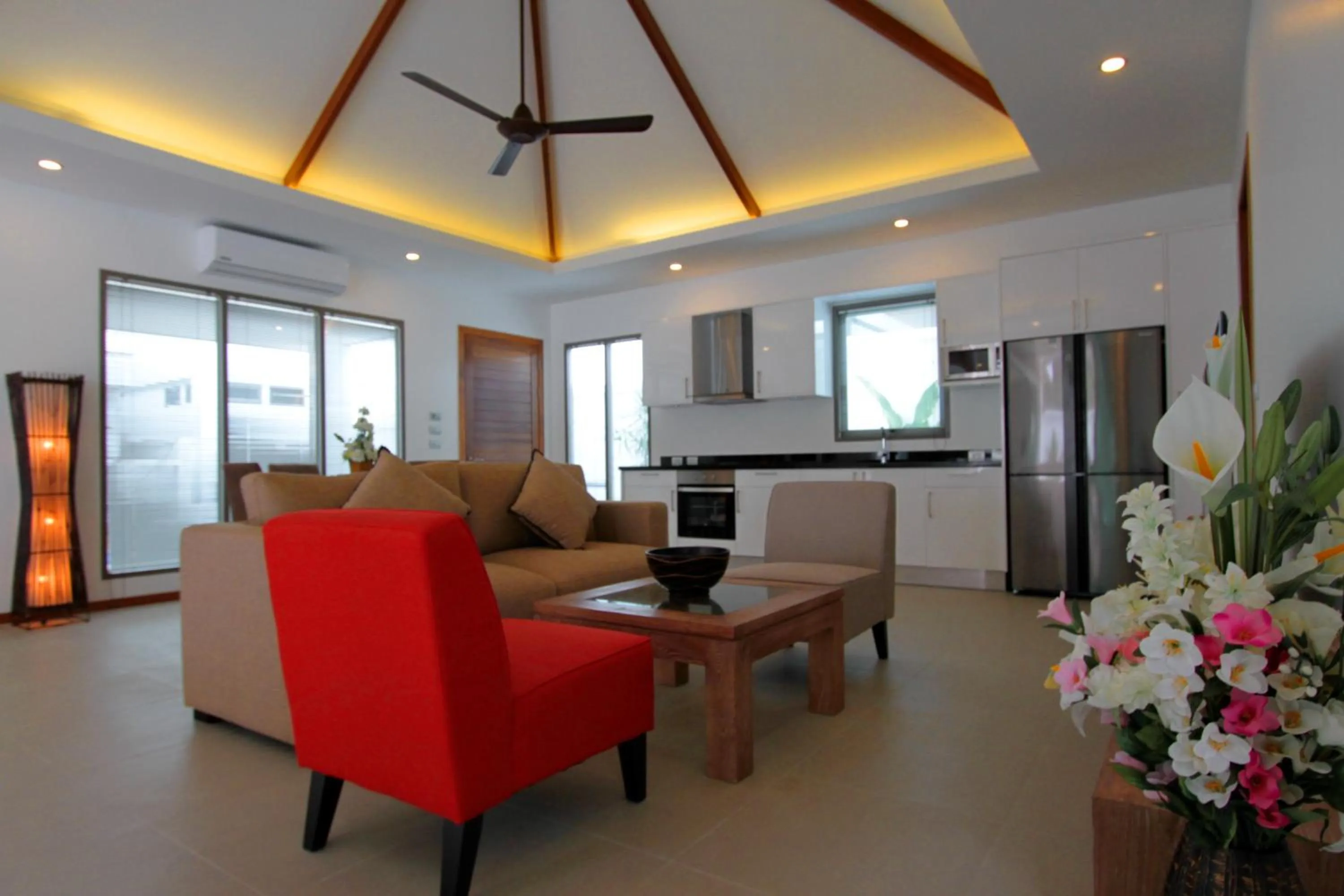Living room in Ya Nui Beach Villas