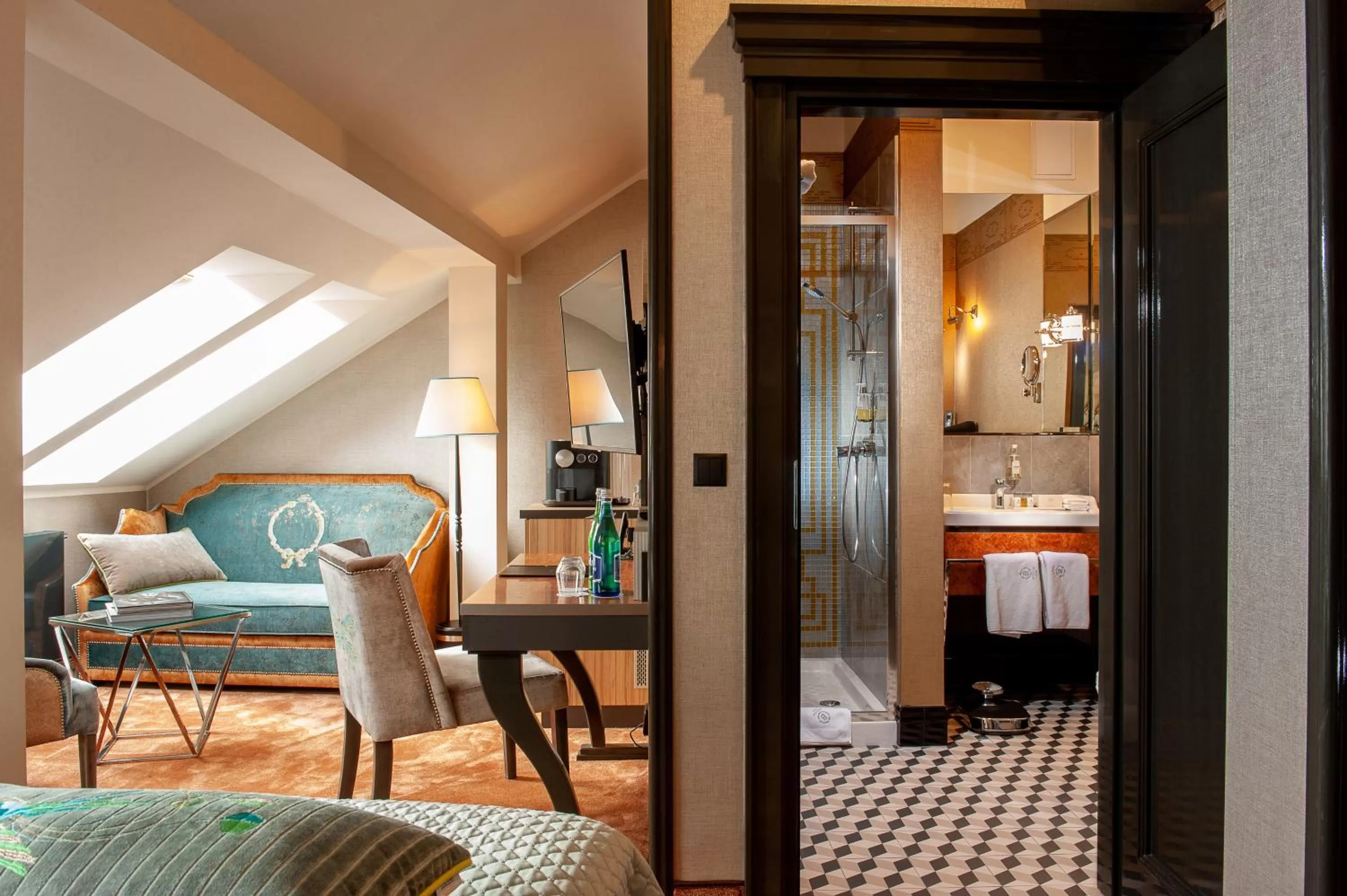 Bathroom, Bed in Balthazar Design Hotel