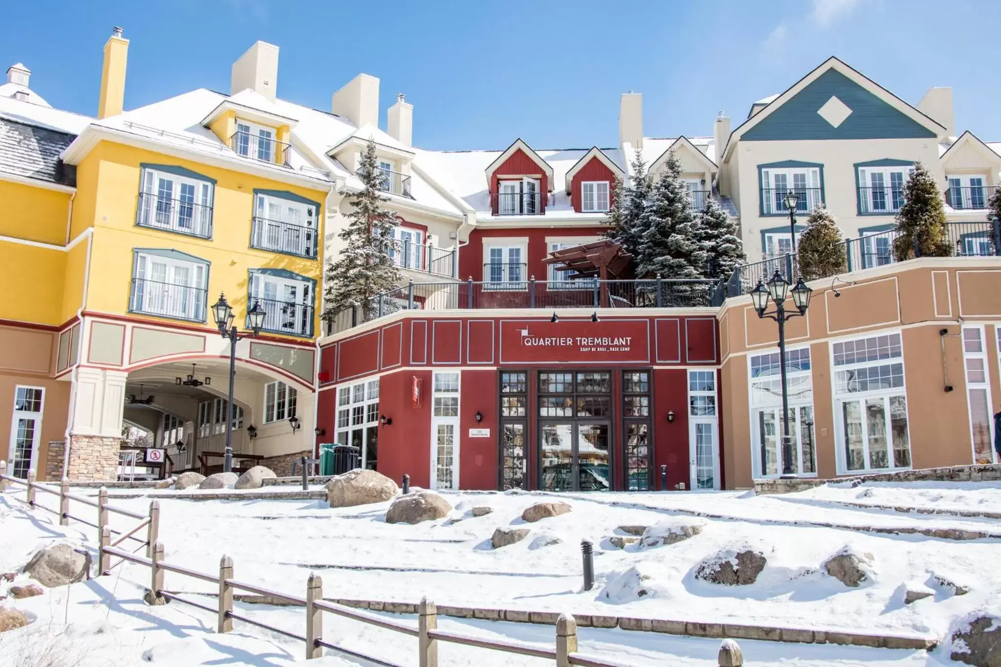 Meeting/conference room, Winter in Holiday Inn Express & Suites Tremblant, an IHG Hotel