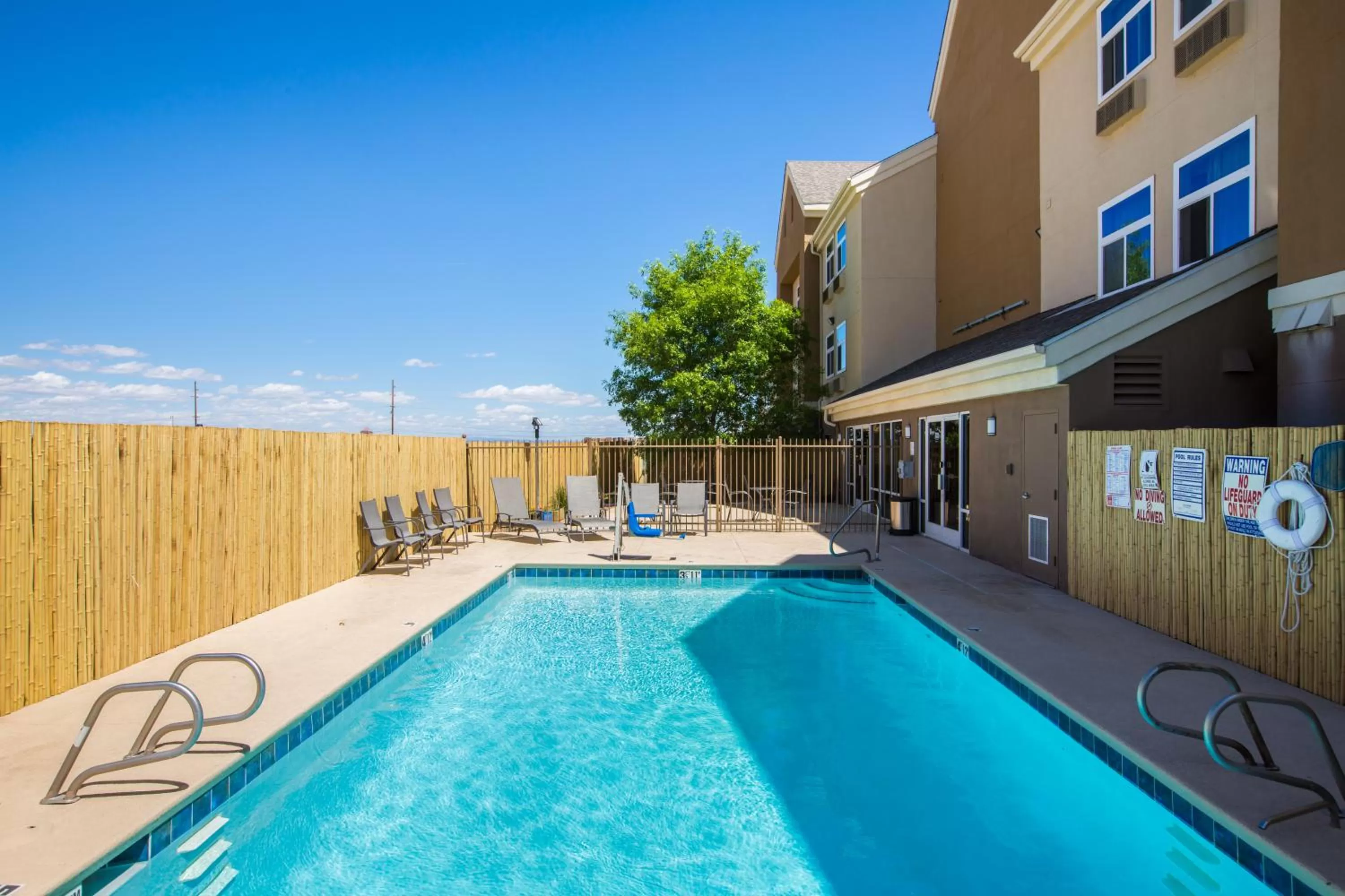 Swimming pool in Baymont by Wyndham Albuquerque Airport