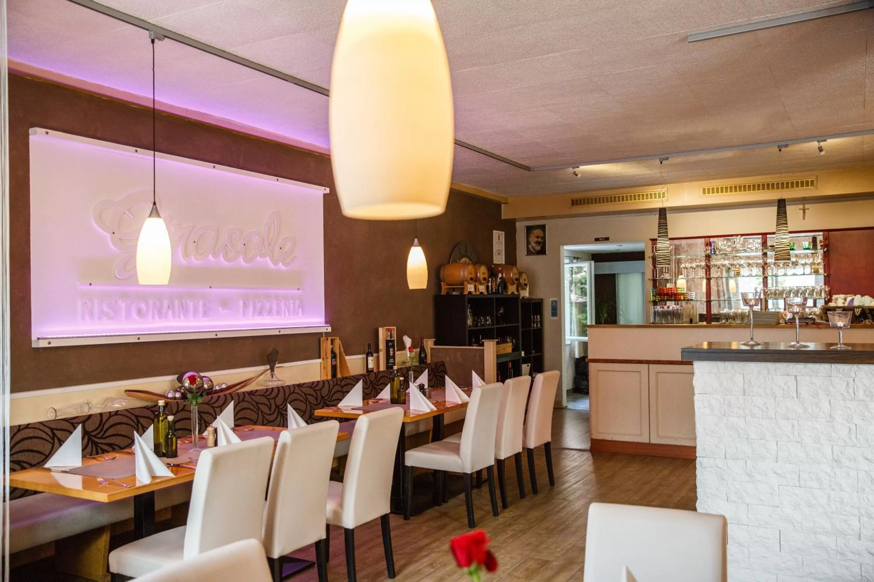 Restaurant/places to eat in Hotel Salzburg