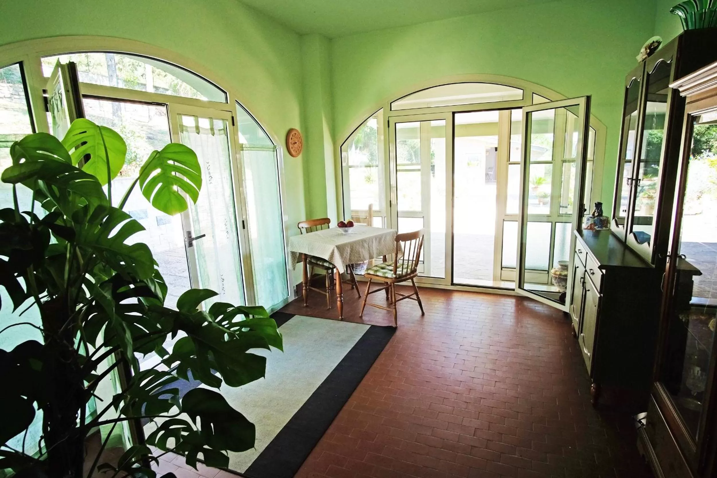 Communal lounge/ TV room in Bed and Breakfast Romantica Evasione