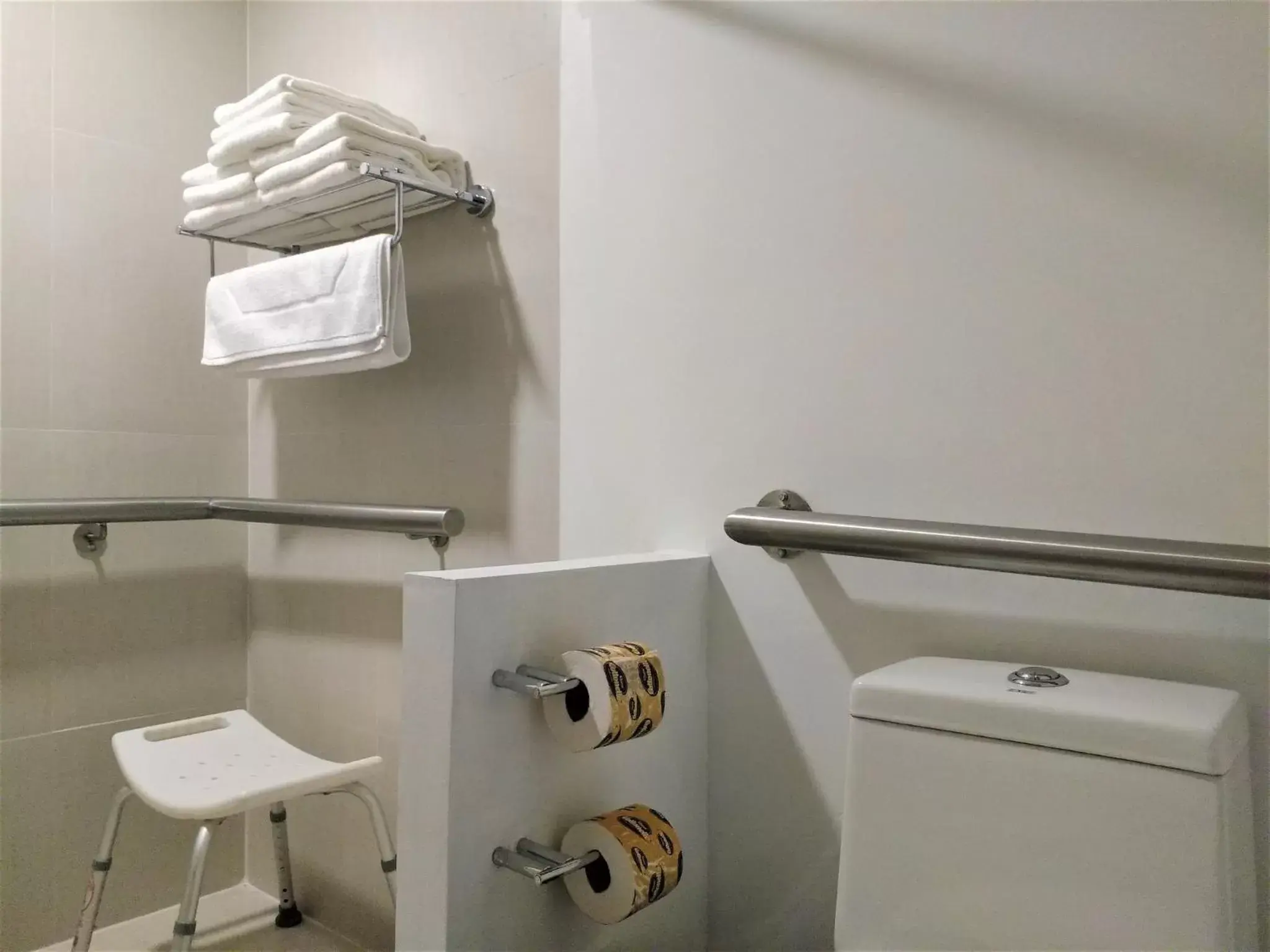 Standard King Room - Accessible in Holiday Inn Express Pachuca by IHG Standard King Room - Accessible in Holiday Inn Express Pachuca by IHG