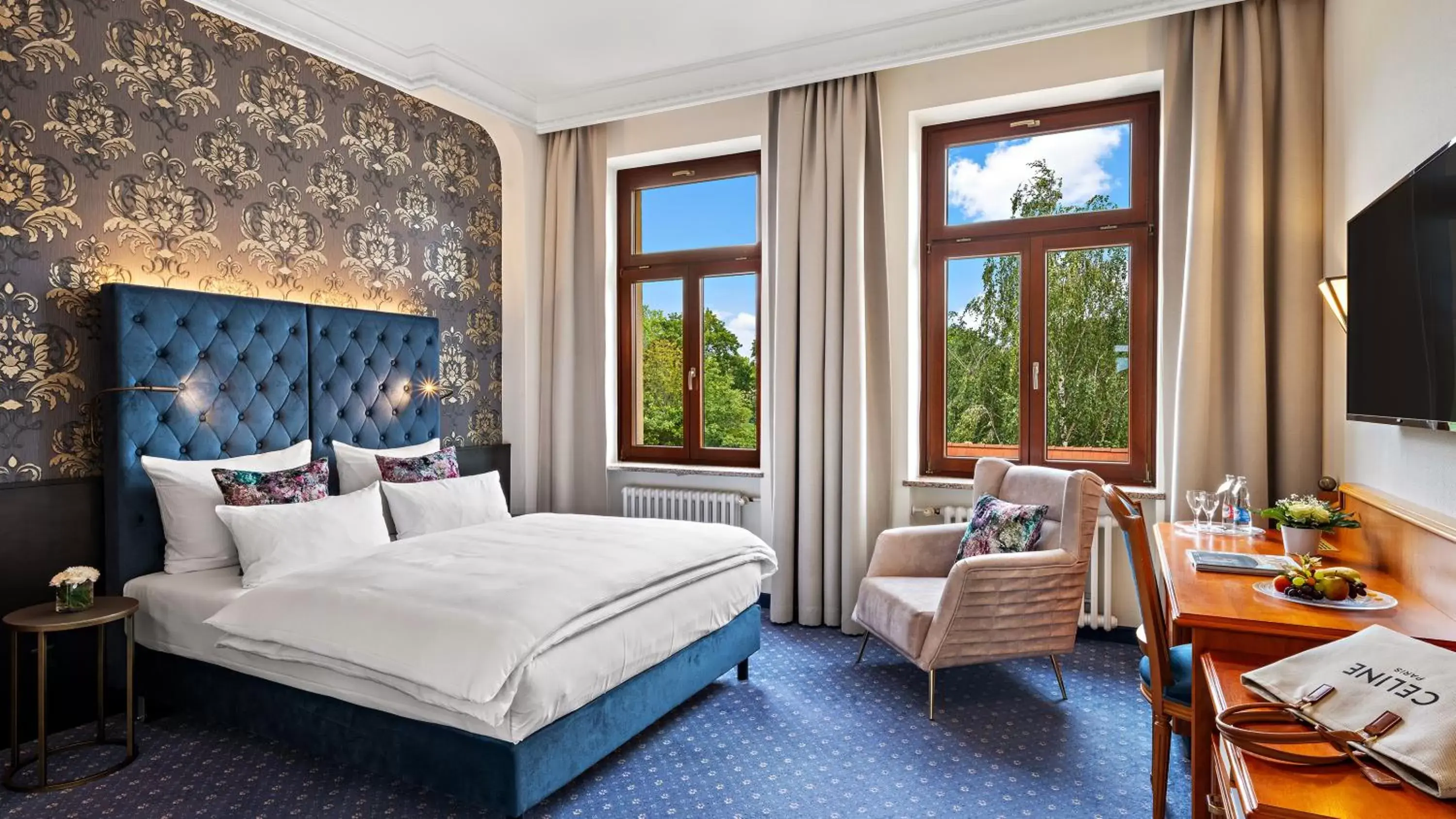 Photo of the whole room in Hotel Bayerischer Hof Dresden